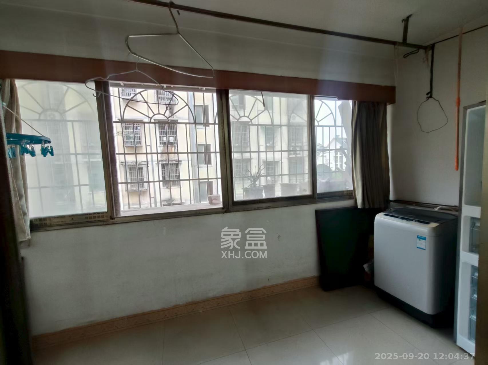 桔洲新苑（观沙岭）  2室2厅1卫    1400.0元/月室内图