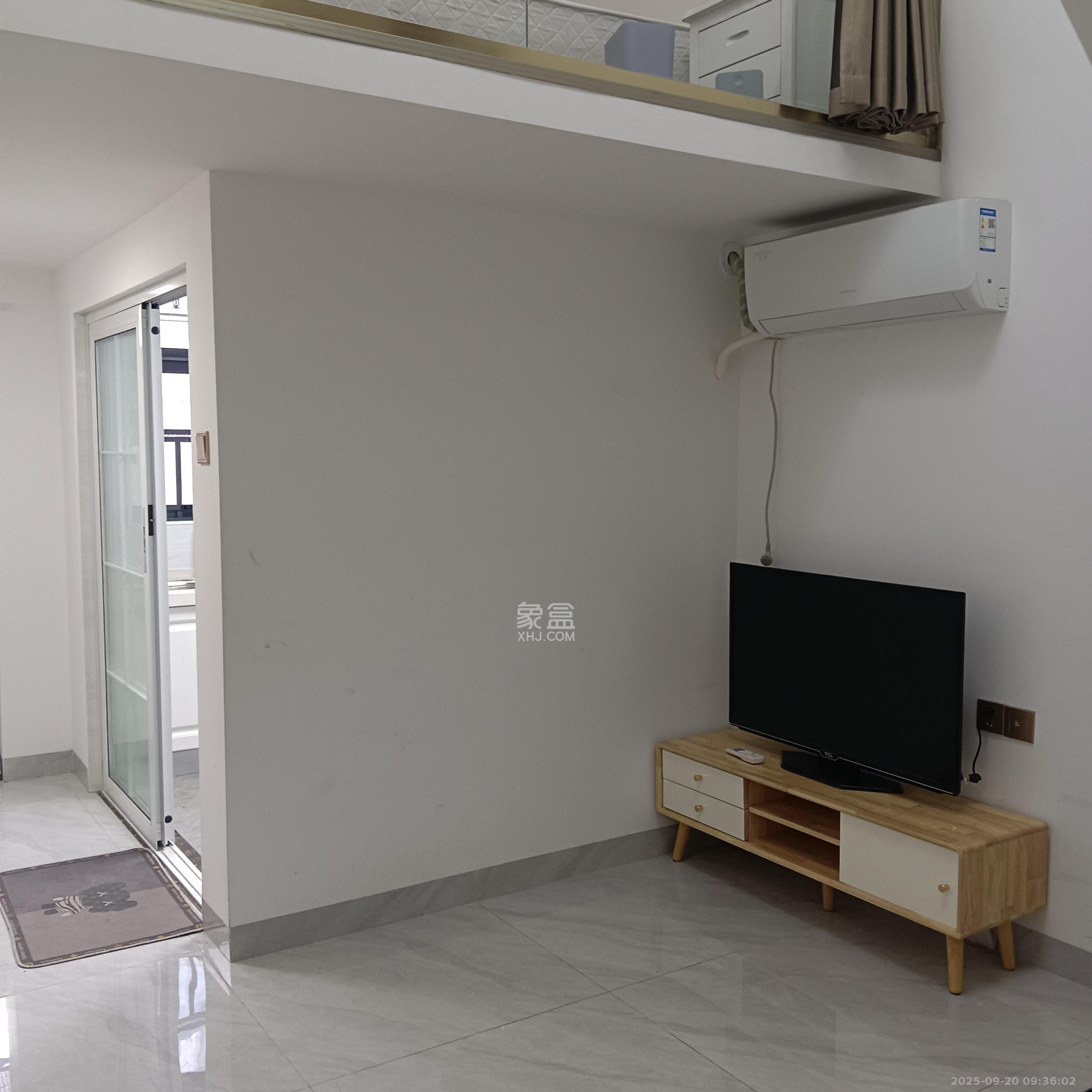 天鸿天府(天鸿中央大院) 2室1厅1卫 1900.0元/月 天鸿天府(天鸿中央大院) 2室1厅1卫 1900.0元/月室内图