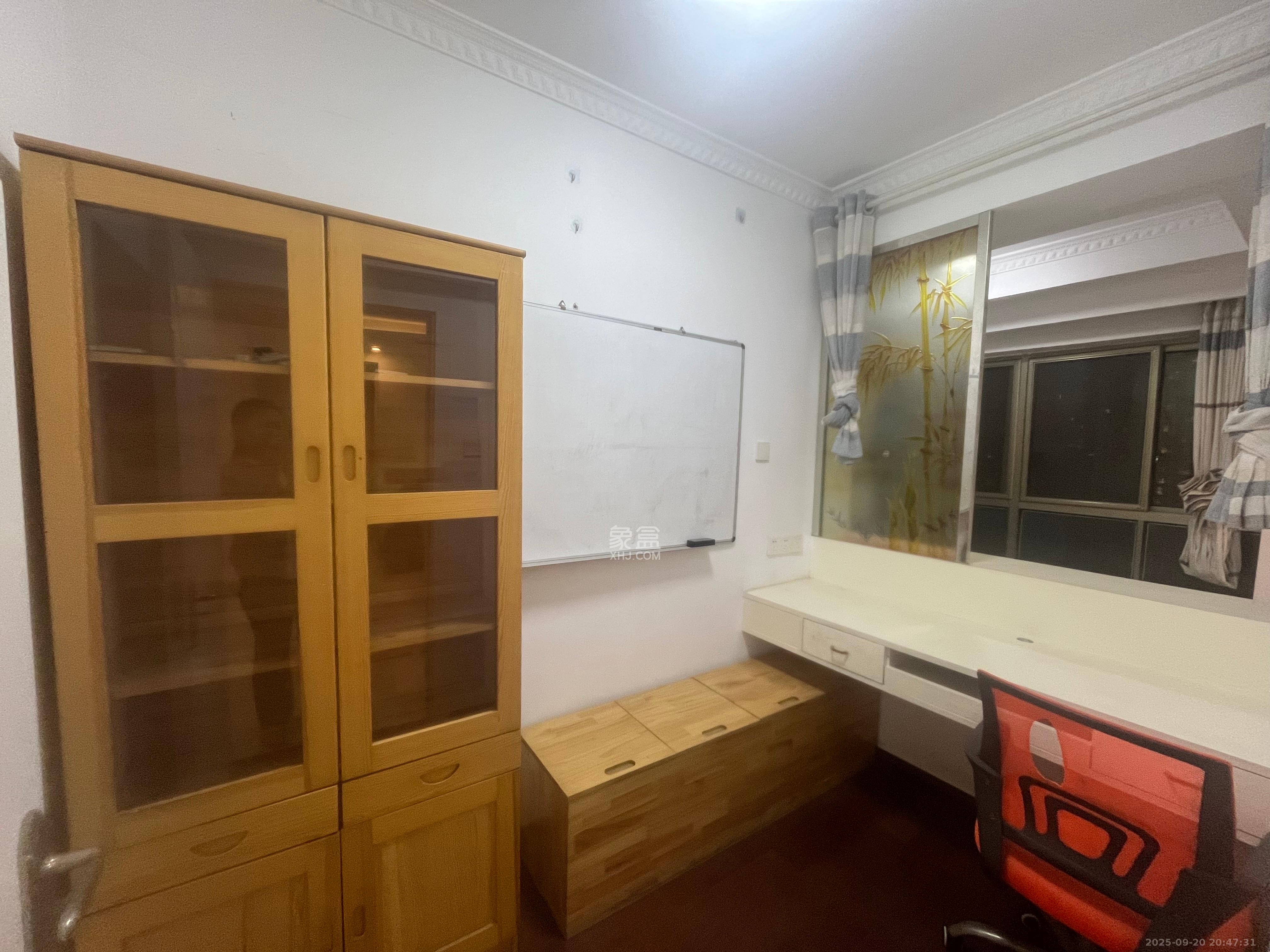 江山帝景哈佛 3室2厅2卫 2400.0元/月 江山帝景哈佛 3室2厅2卫 2400.0元/月室内图