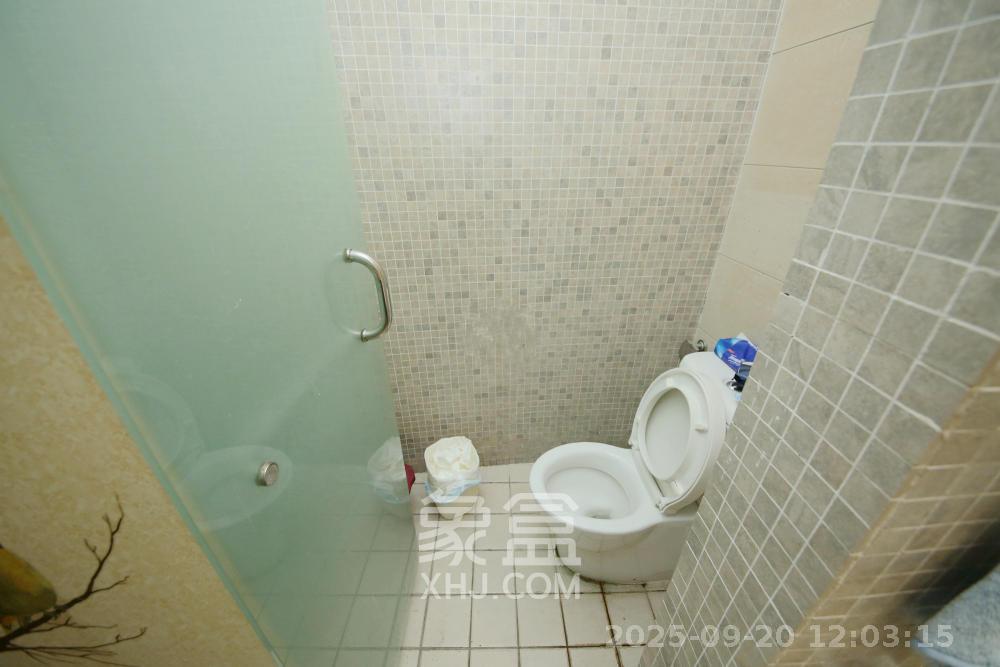 铂宫  1室1厅1卫    2000.0元/月室内图