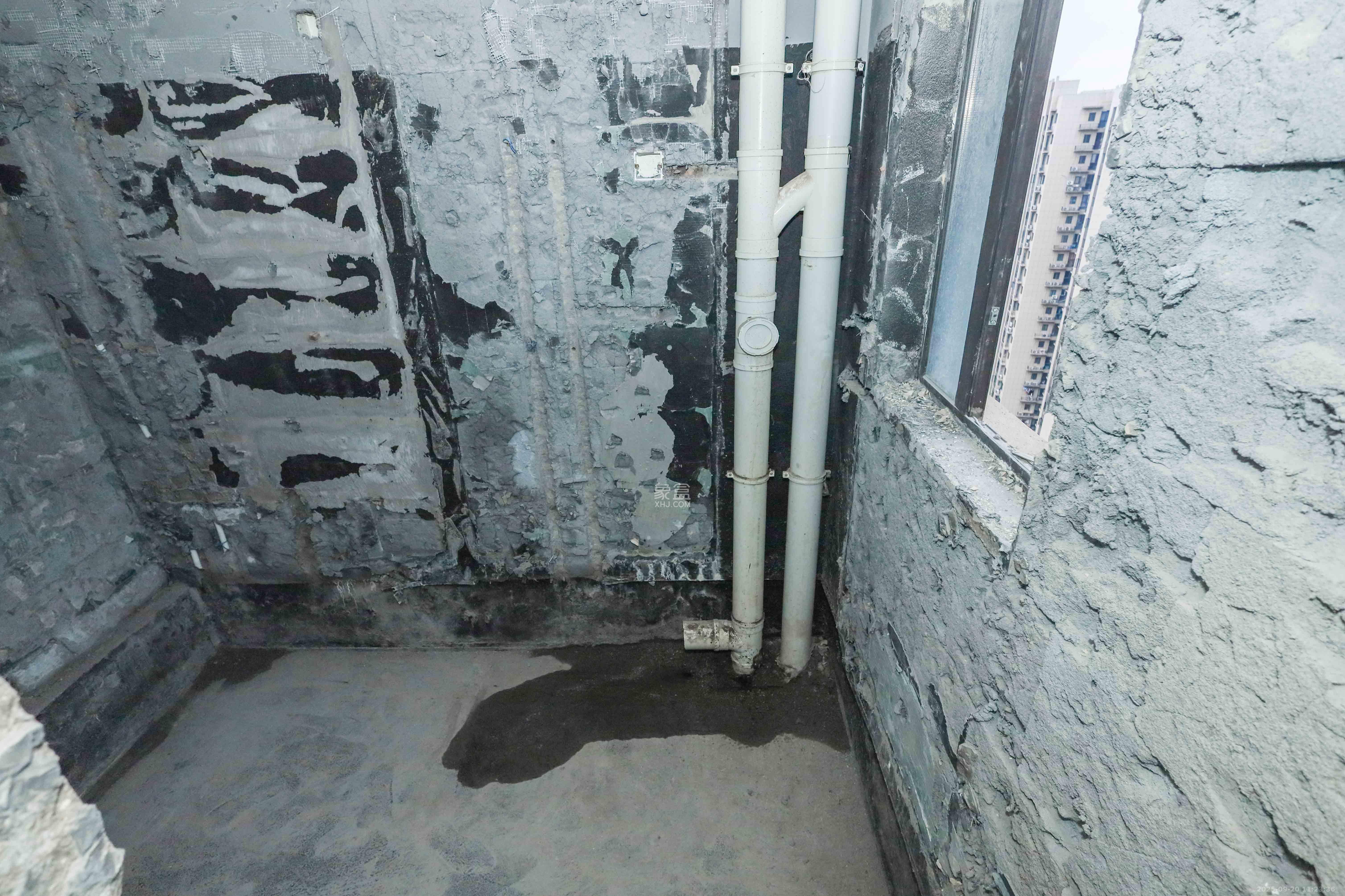 中国铁建梅溪青秀二期  4室2厅2卫    158.0万卫生间