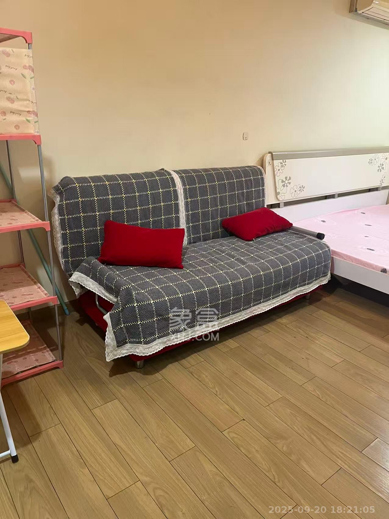 米兰春天  1室1厅1卫    1100.0元/月室内图