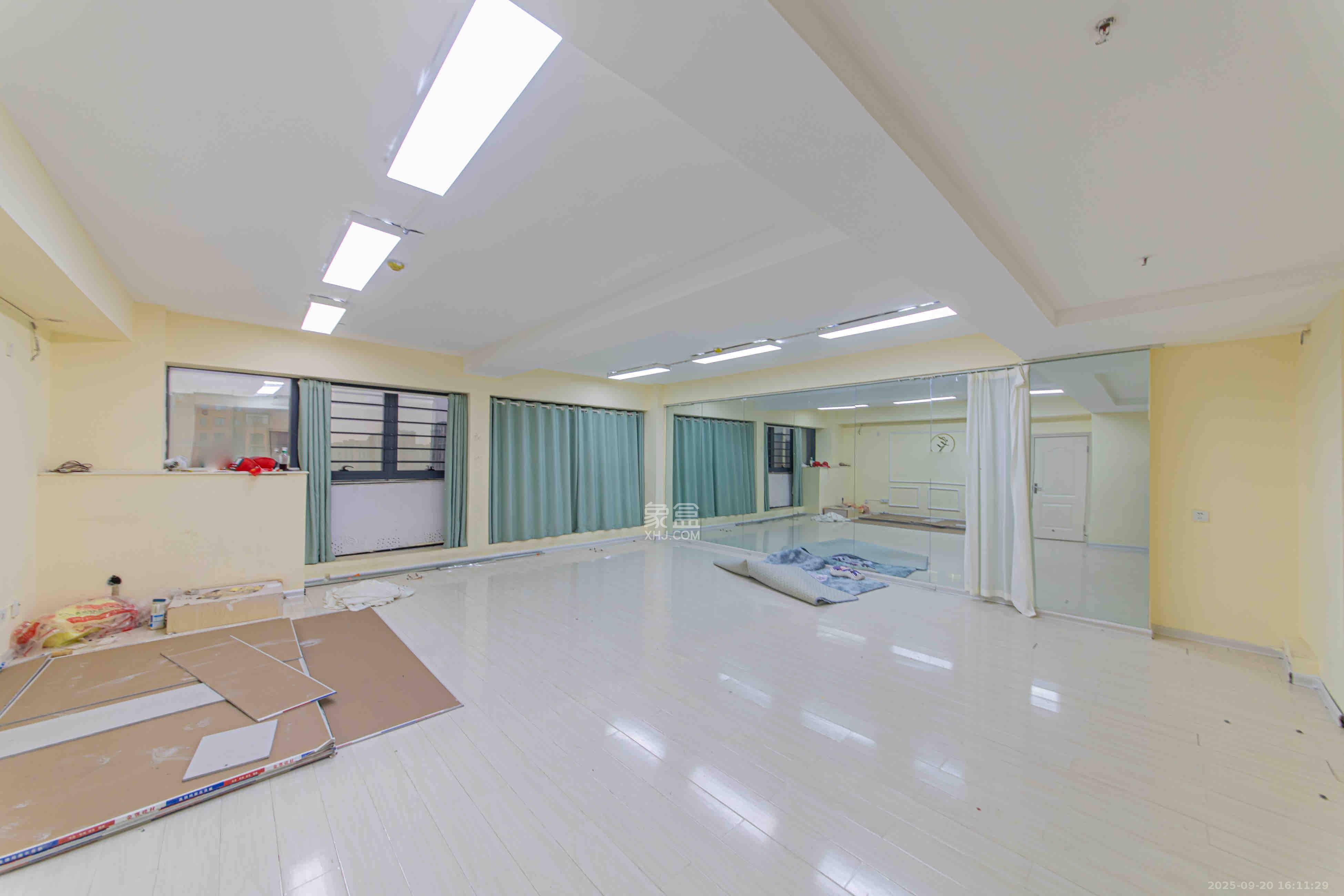 中建芙蓉工社 1室0厅0卫 1000.0元/月 中建芙蓉工社 1室0厅0卫 1000.0元/月室内图