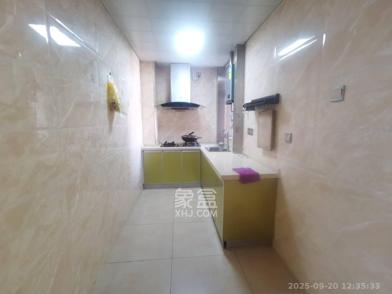 枫林美景  2室2厅1卫    1700.0元/月室内图