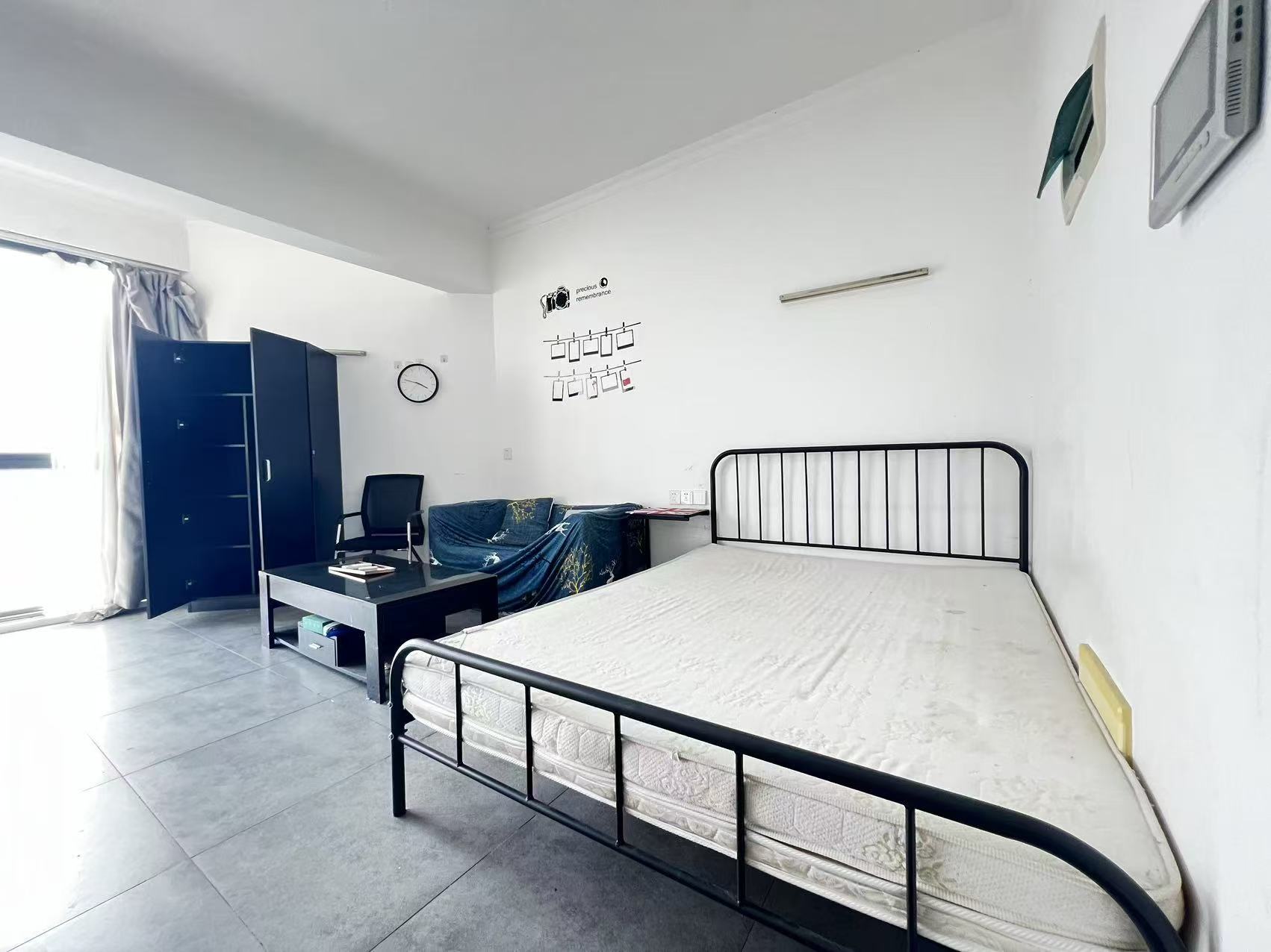 领御一方中心 1室1厅1卫 800.0元/月 领御一方中心 1室1厅1卫 800.0元/月室内图