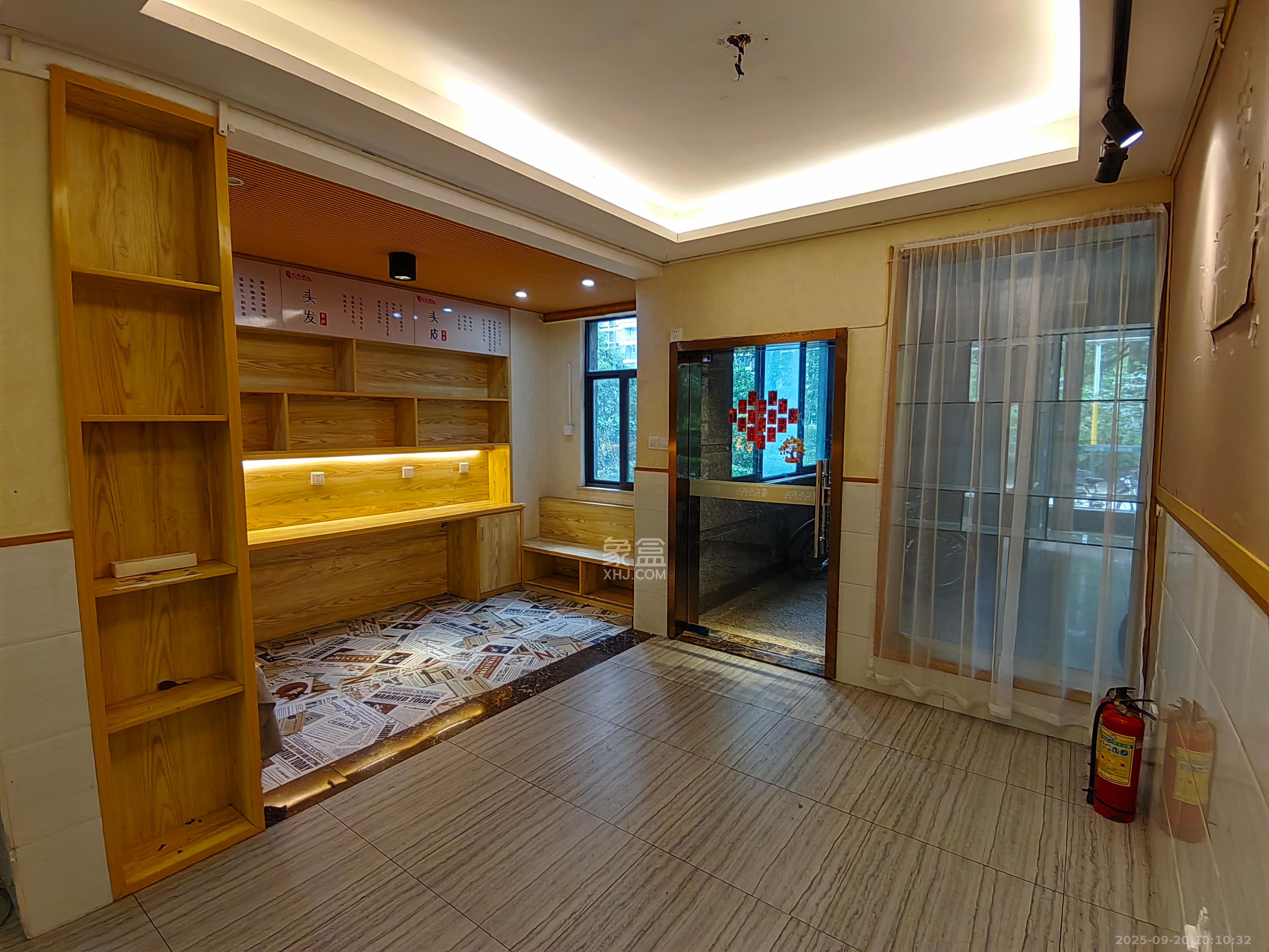 湘江世纪城星江苑  3室2厅2卫    2800.0元/月 湘江世纪城星江苑  3室2厅2卫    2800.0元/月