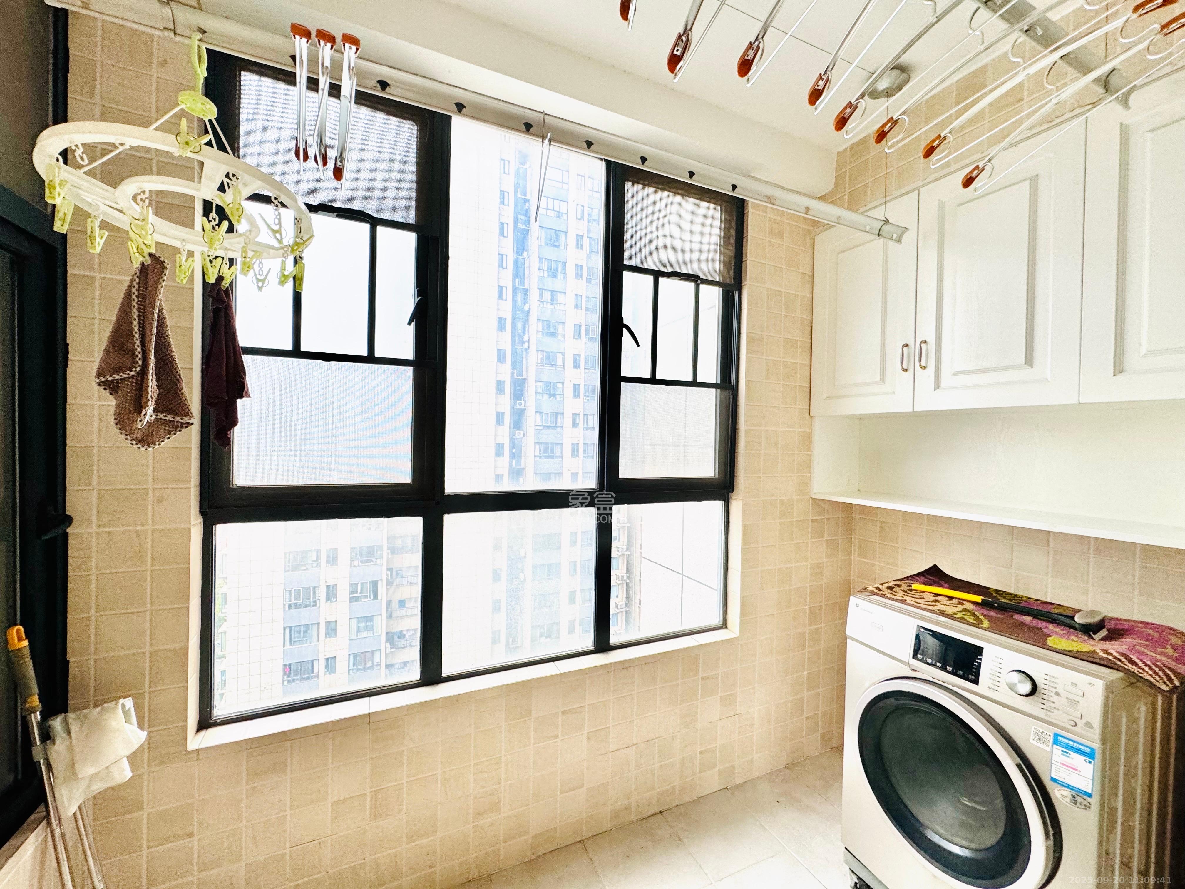 中国铁建梅溪青秀一期  4室2厅2卫    3200.0元/月 中国铁建梅溪青秀一期  4室2厅2卫    3200.0元/月室内图