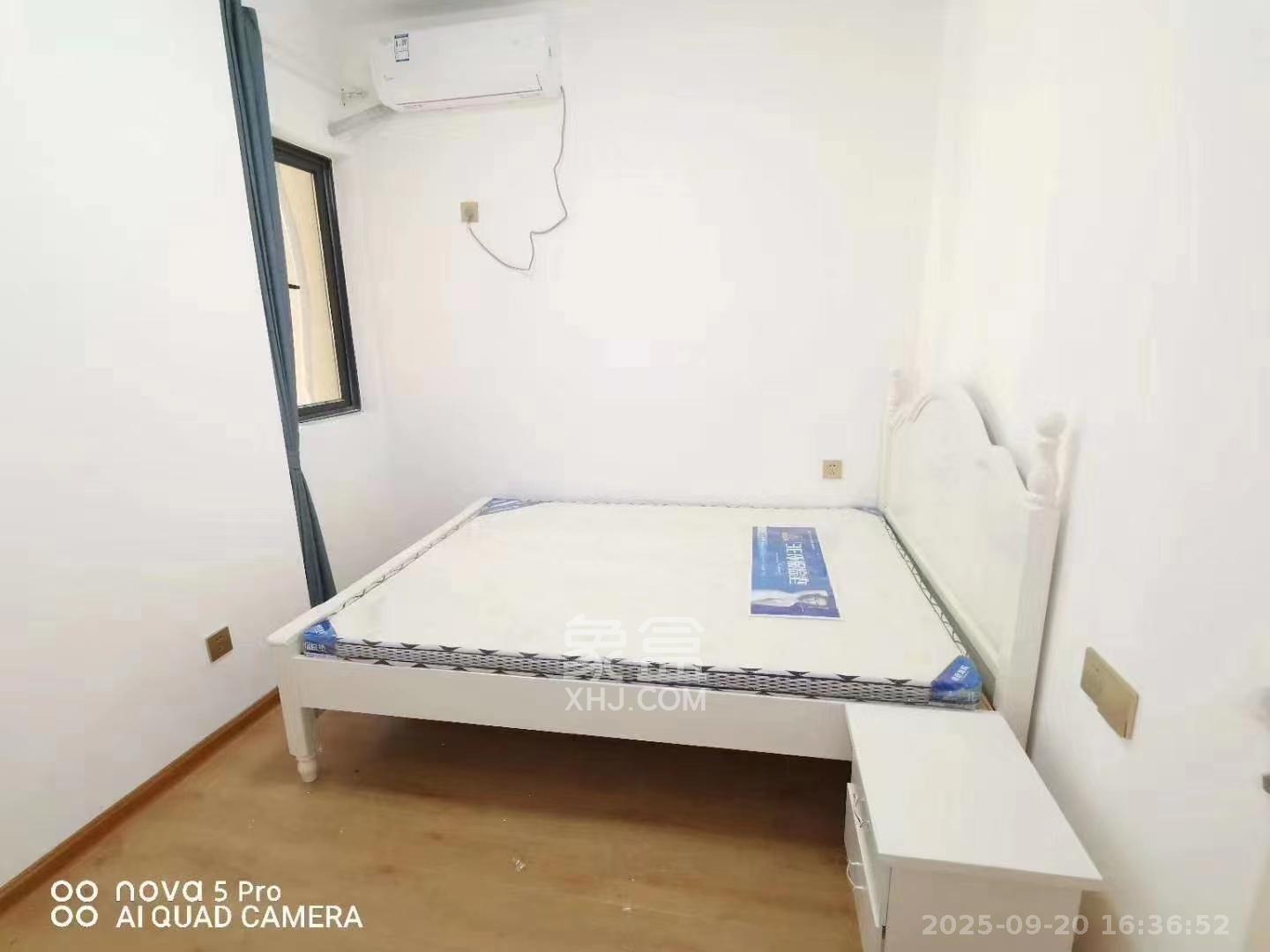 爵世名邸东湖(东湖壹号企业总部基地) 3室2厅1卫 2300.0元/月 爵世名邸东湖(东湖壹号企业总部基地) 3室2厅1卫 2300.0元/月室内图