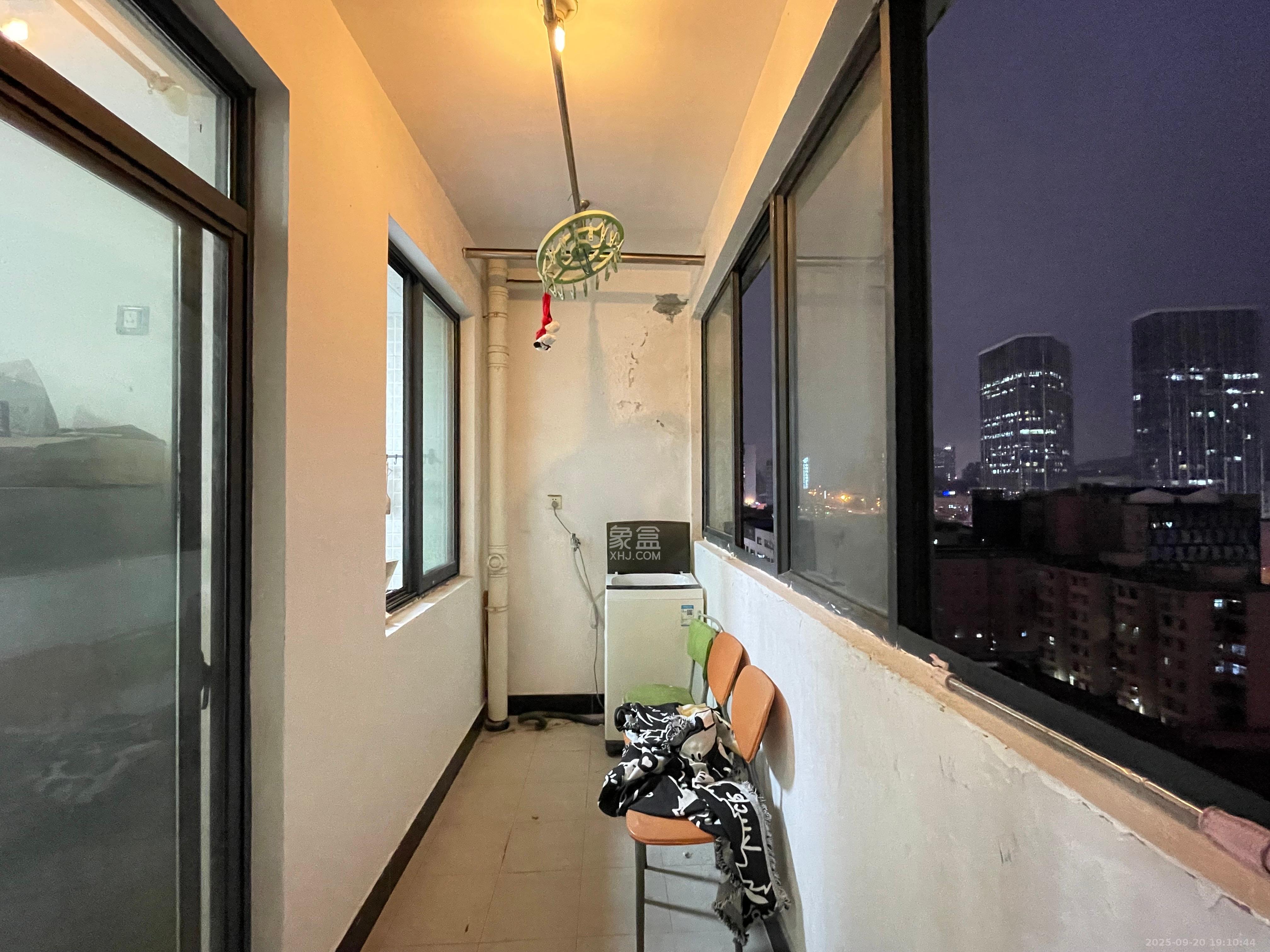 广盛华苑 2室1厅1卫 2000.0元/月 广盛华苑 2室1厅1卫 2000.0元/月室内图