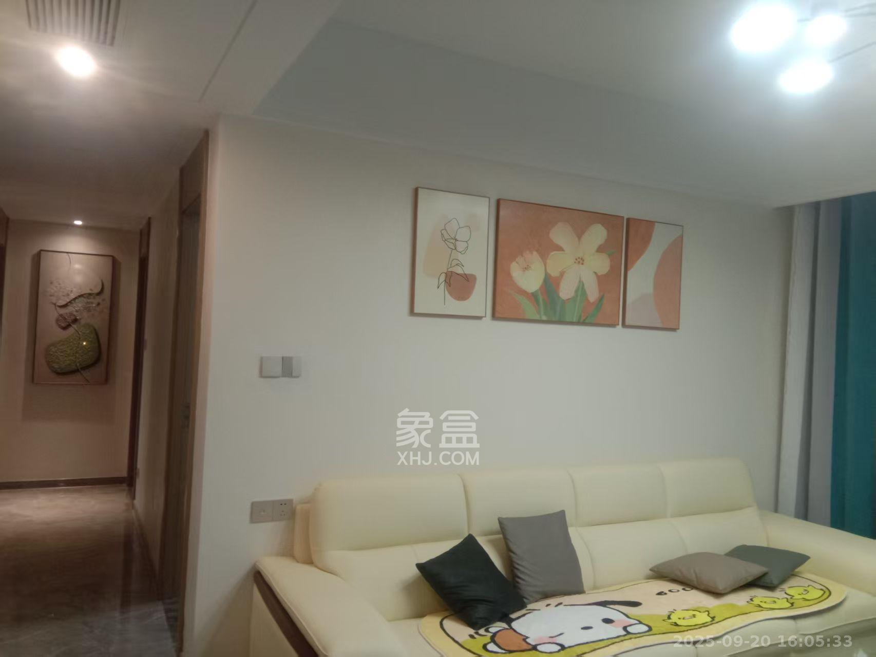 梅溪枫林  4室2厅2卫    3200.0元/月室内图