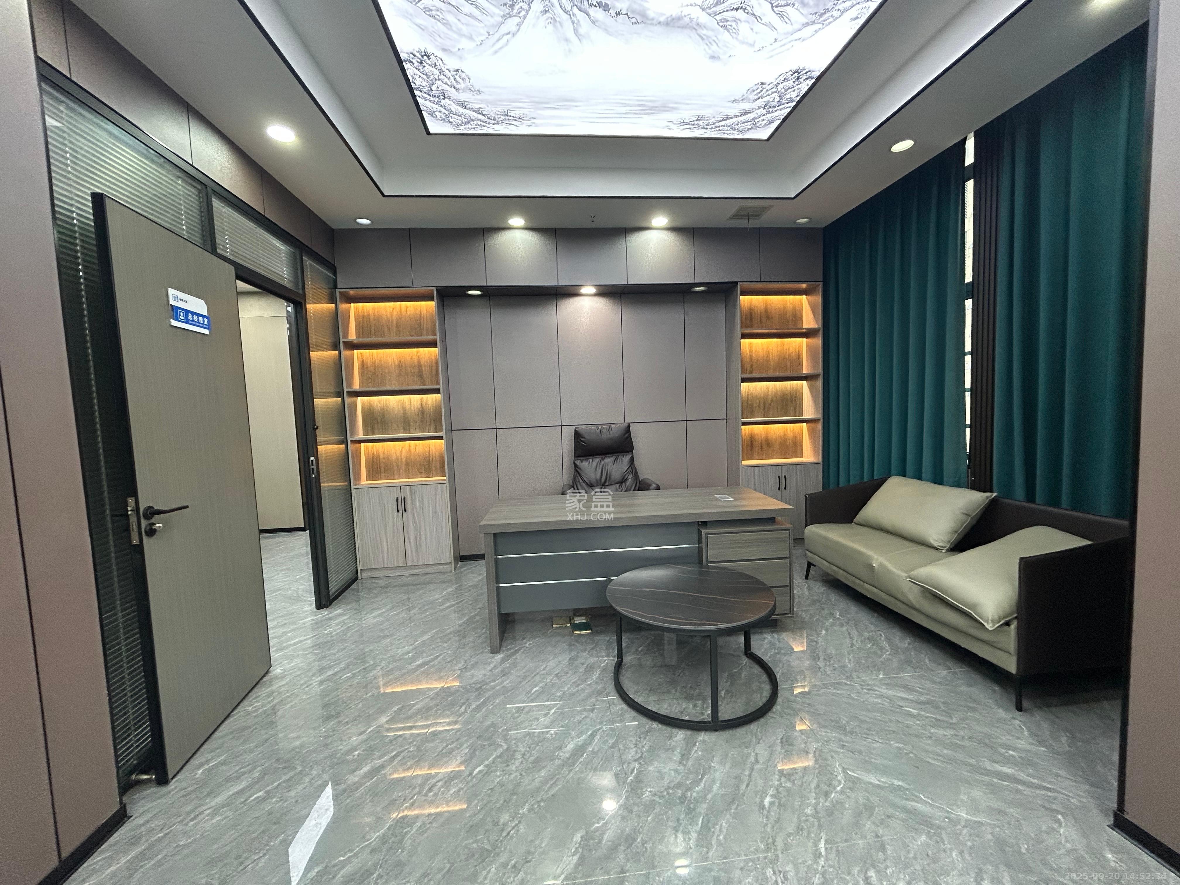 华润置地广场二期  1室1厅1卫    5800.0元/月 华润置地广场二期  1室1厅1卫    5800.0元/月室内图