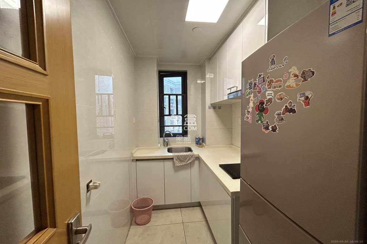 中海新城熙岸(中信新城五期) 1室1厅1卫 1500.00元/月 中海新城熙岸(中信新城五期) 1室1厅1卫 1500.00元/月室内图