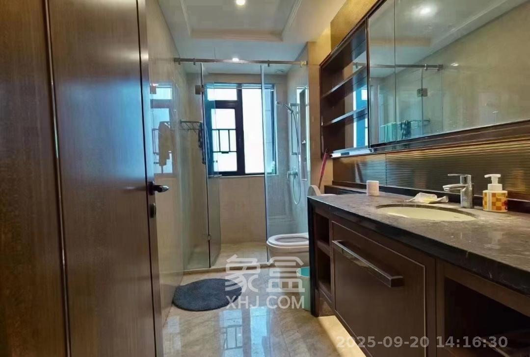 晟通牡丹舸 4室2厅3卫 13000.0元/月 晟通牡丹舸 4室2厅3卫 13000.0元/月室内图