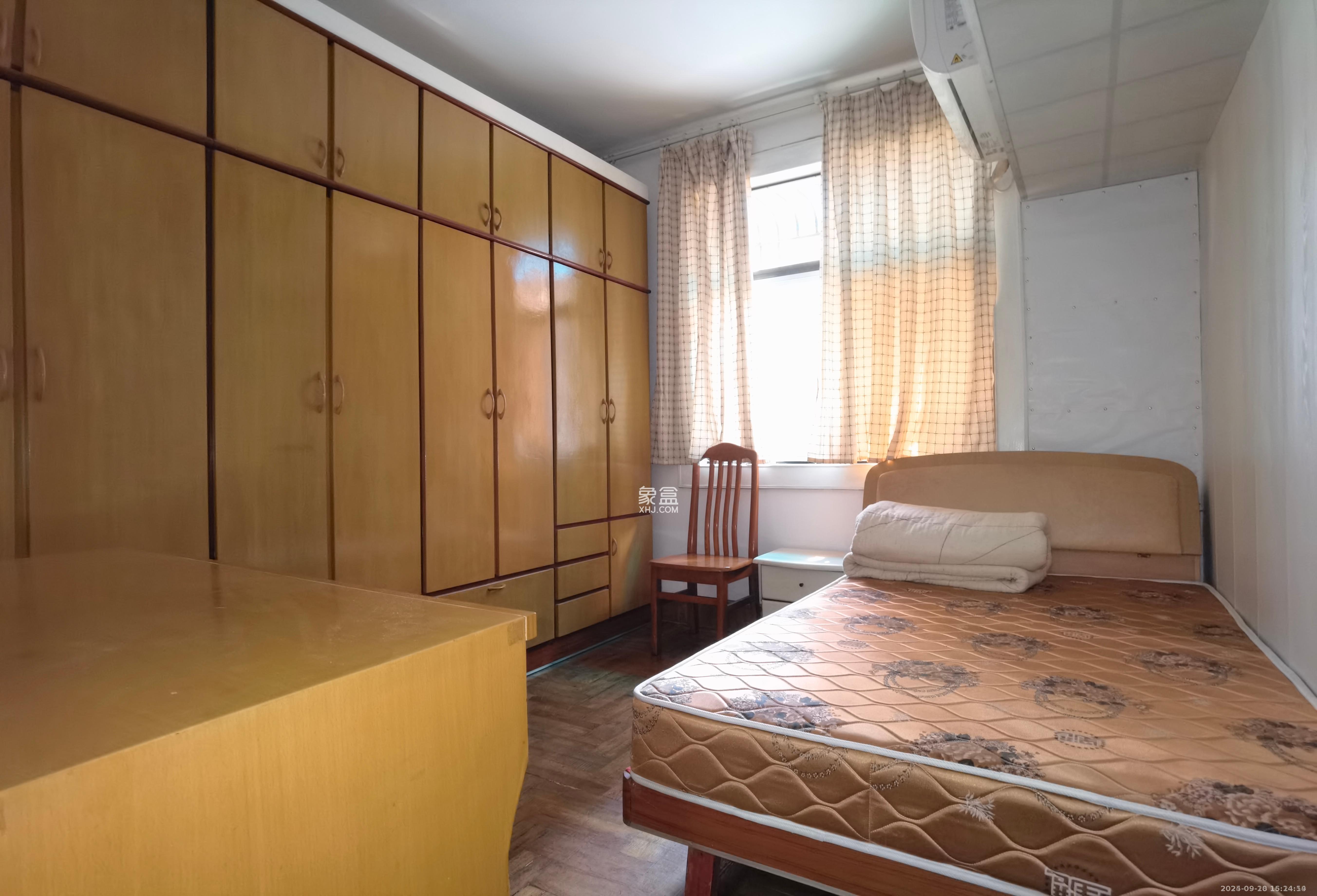 民主东街散盘 3室2厅2卫 2500.0元/月 民主东街散盘 3室2厅2卫 2500.0元/月室内图