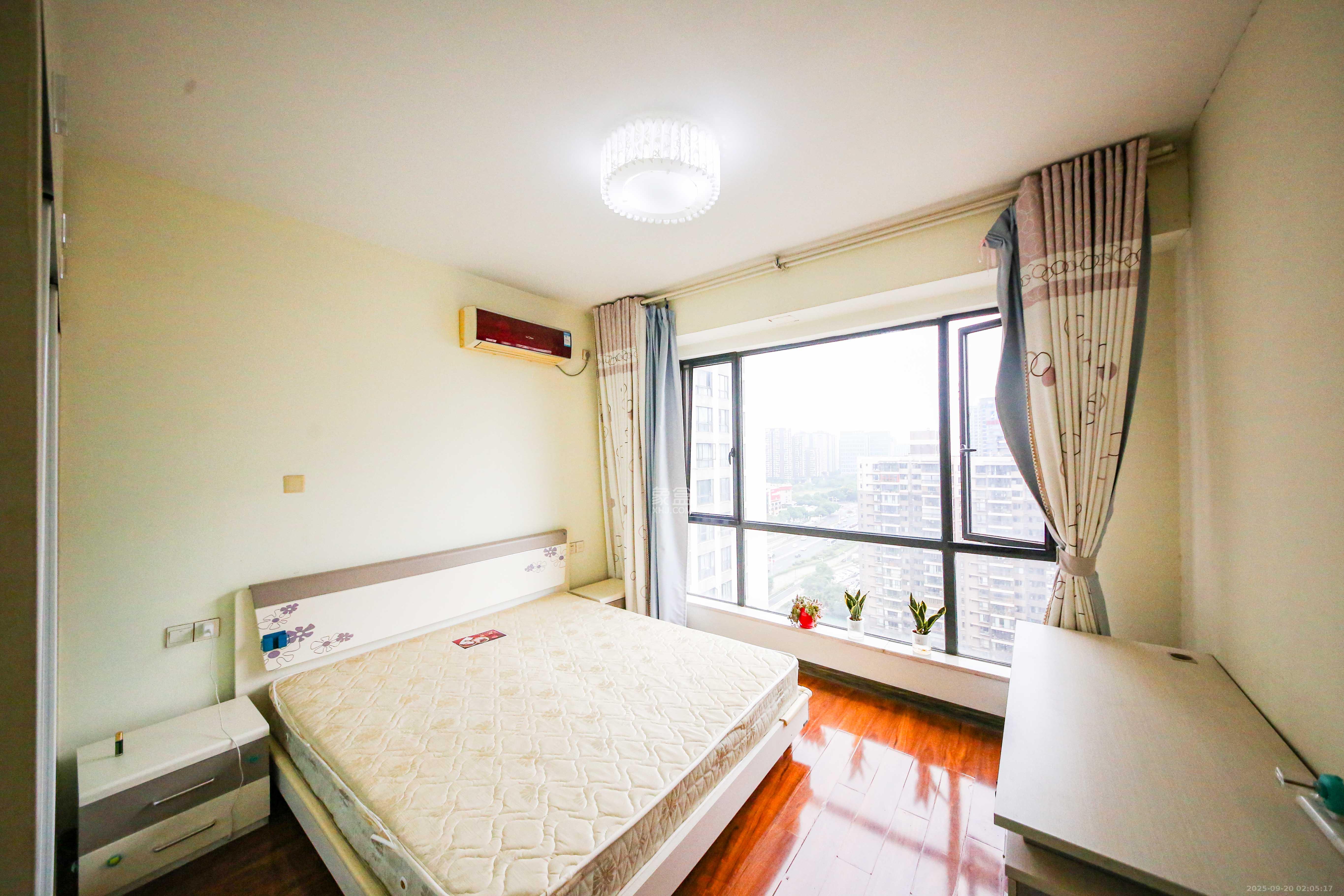 和庄  3室2厅1卫    78.0万卧室