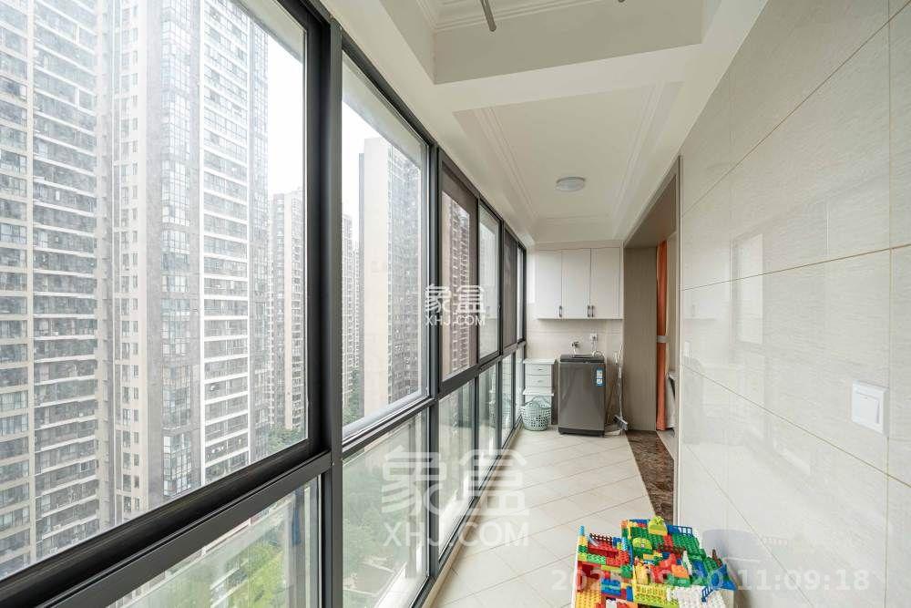 融科东南海  4室2厅2卫    4000.0元/月室内图