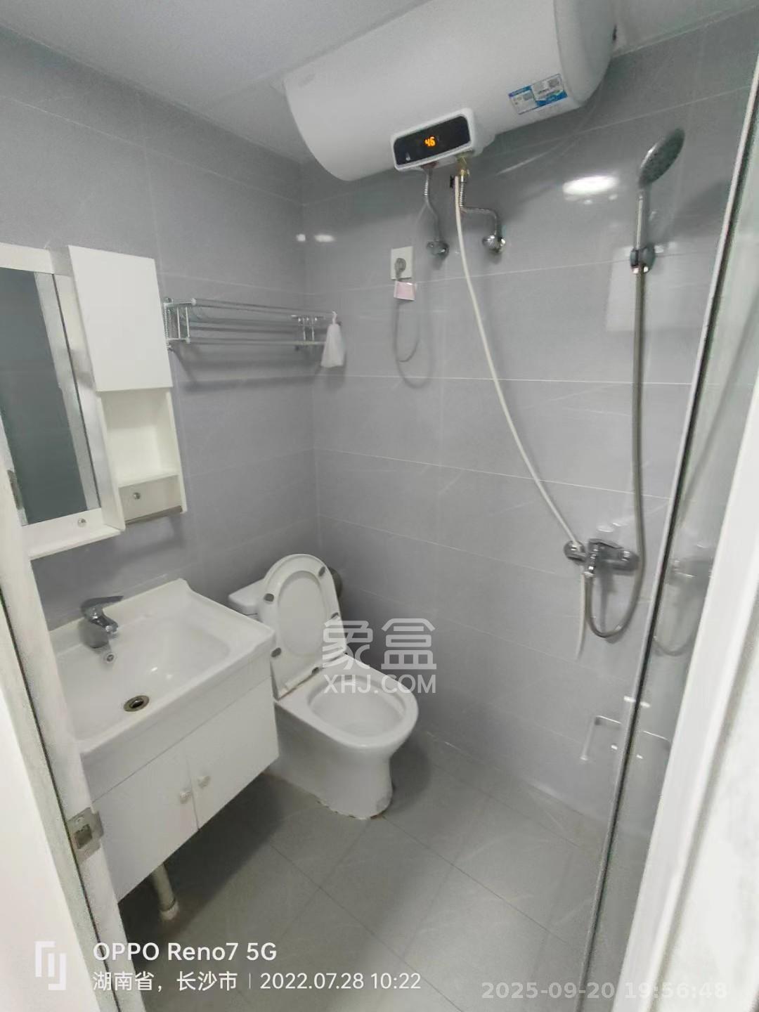 金地铂悦 1室0厅0卫 1300.0元/月 金地铂悦 1室0厅0卫 1300.0元/月室内图