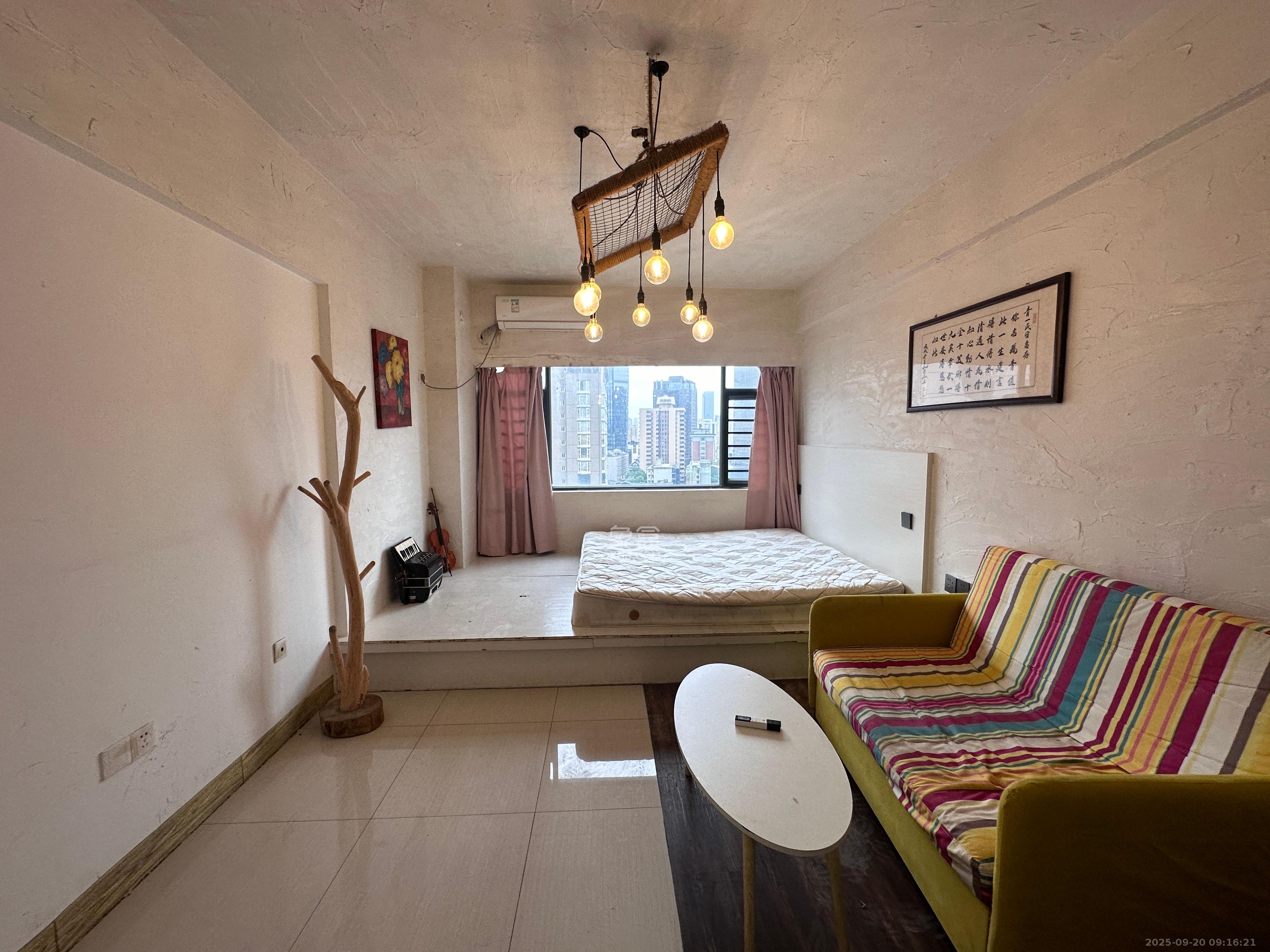 蚂蚁工房 1室1厅1卫 1700.0元/月 蚂蚁工房 1室1厅1卫 1700.0元/月室内图