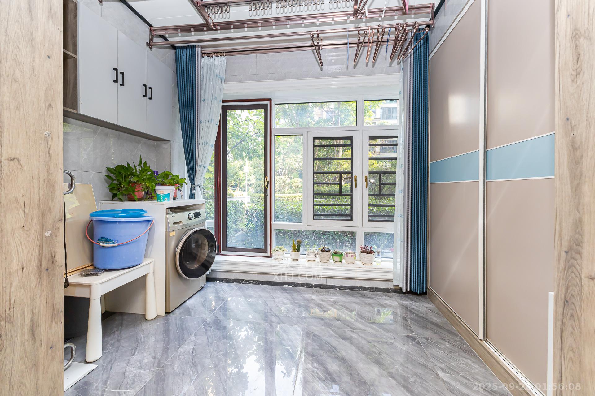 润和滨江府 3室2厅2卫 120.0万 润和滨江府 3室2厅2卫 120.0万阳台