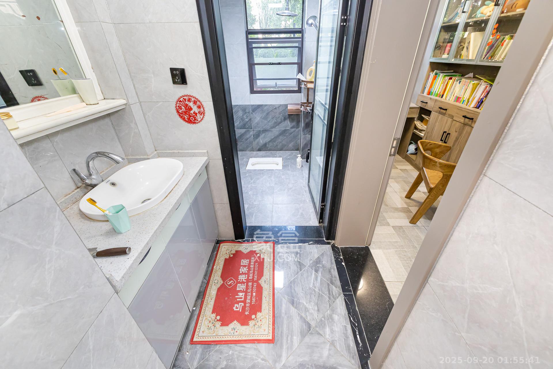 润和滨江府  3室2厅2卫    120.0万卫生间