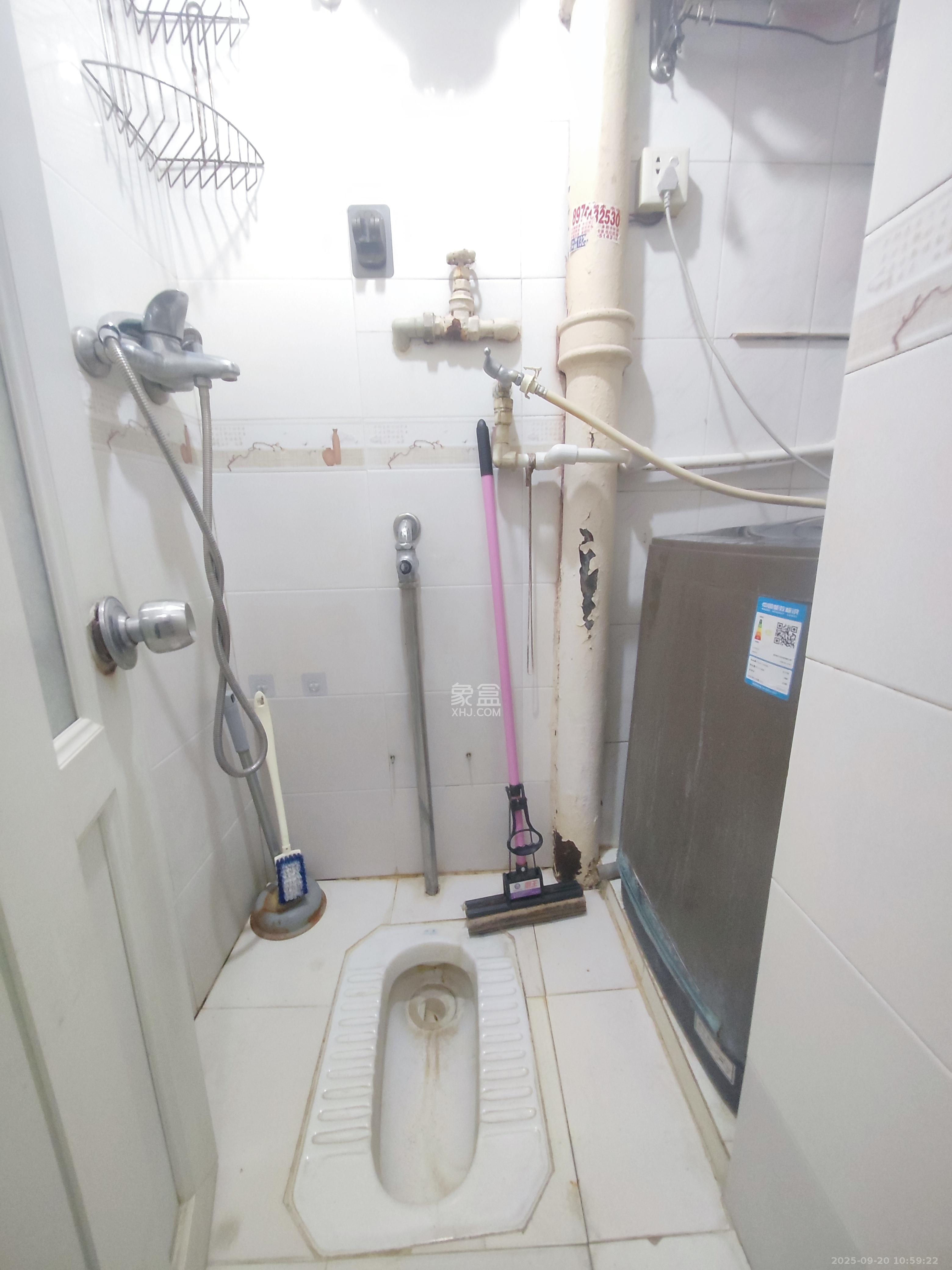 省建苑小区  2室1厅1卫    2000.0元/月室内图