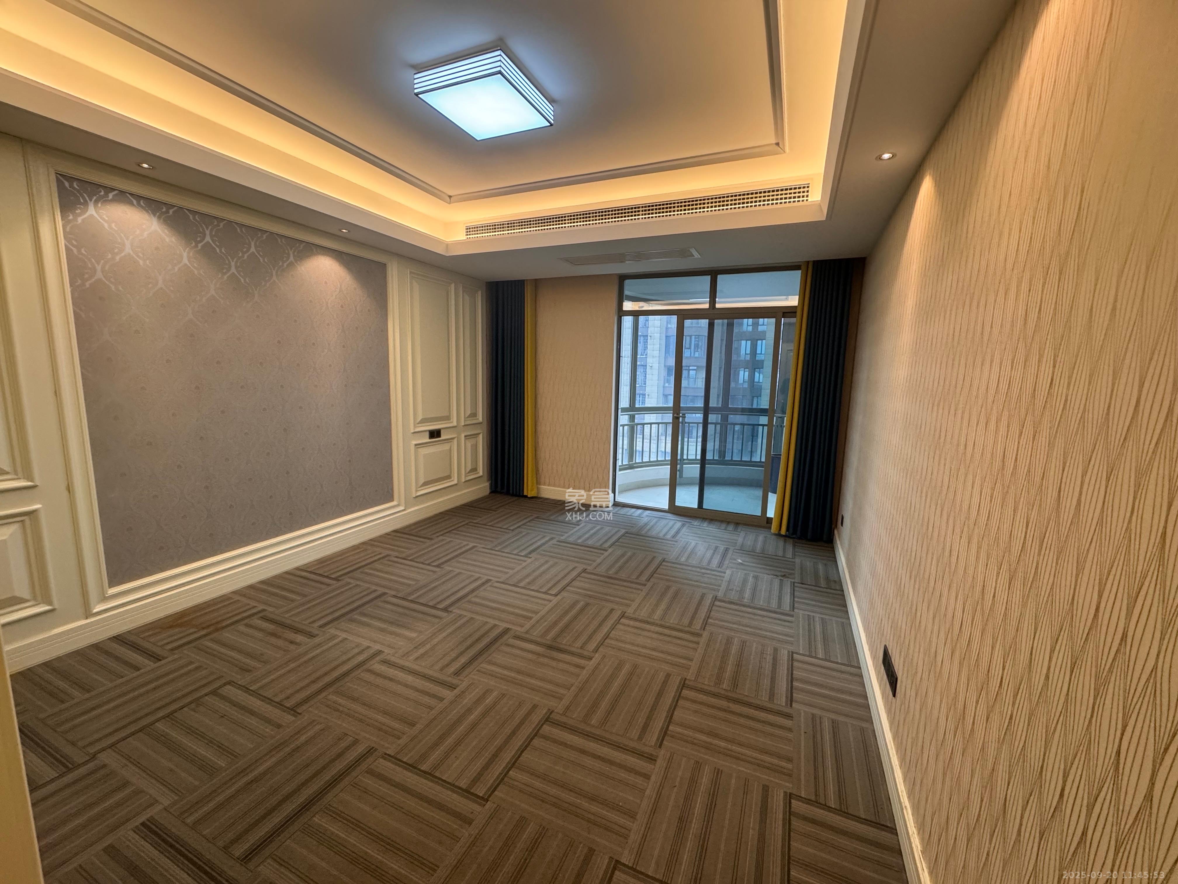 梅溪湖金茂府（金茂广场）（金茂览秀城）  5室2厅4卫    12000.0元/月室内图