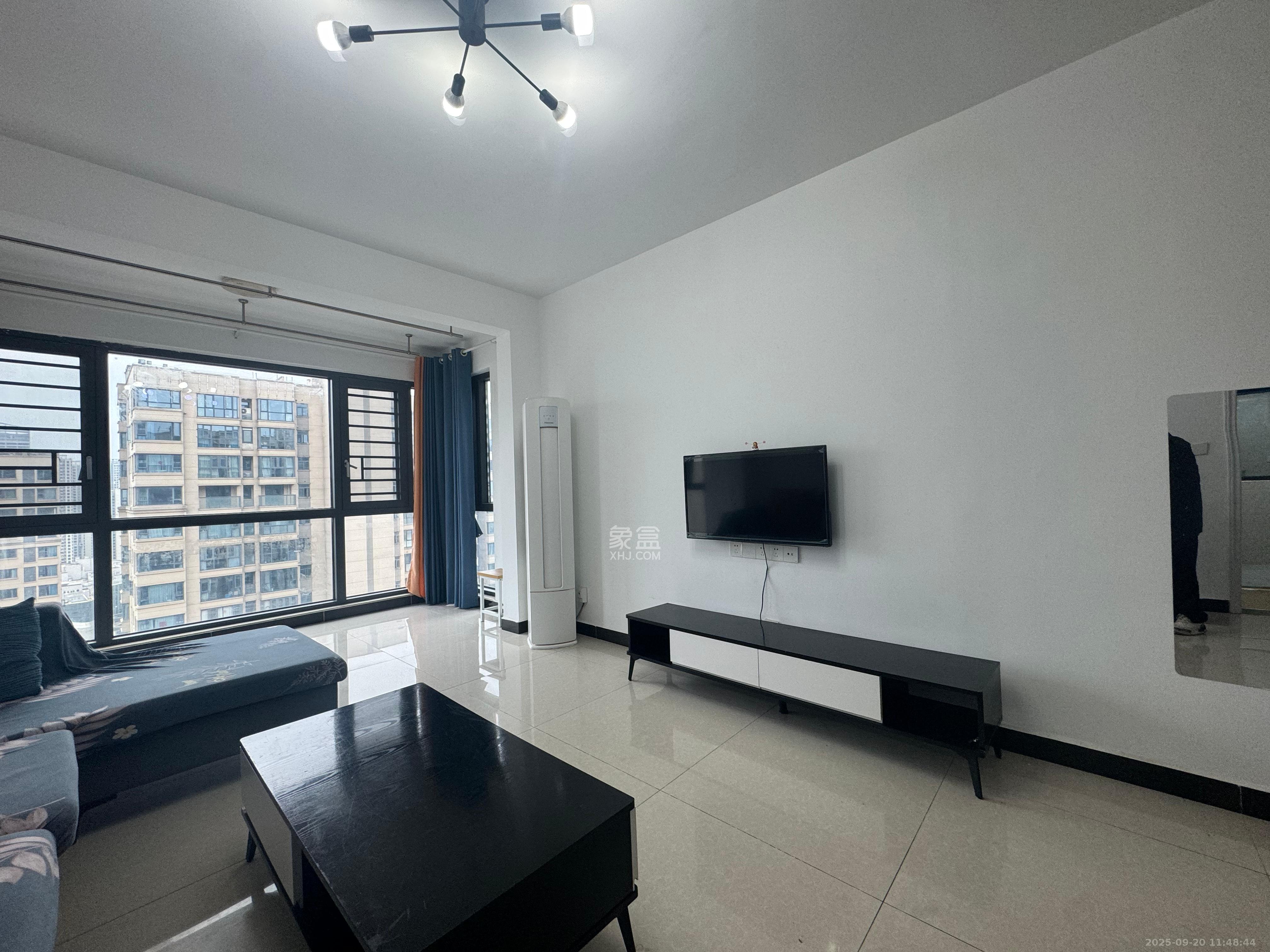 长房东旭国际 3室2厅2卫 2800.0元/月 长房东旭国际 3室2厅2卫 2800.0元/月室内图