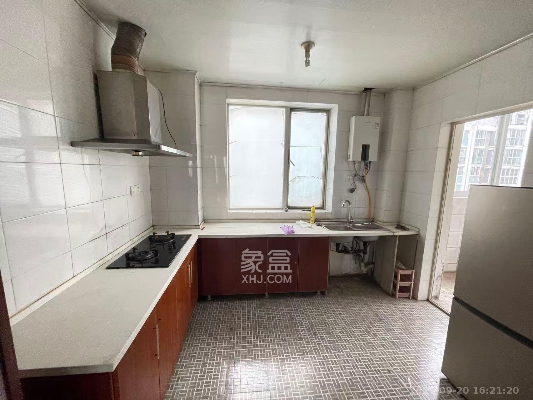 天鸿天府(天鸿中央大院) 3室2厅1卫 2500.0元/月 天鸿天府(天鸿中央大院) 3室2厅1卫 2500.0元/月室内图