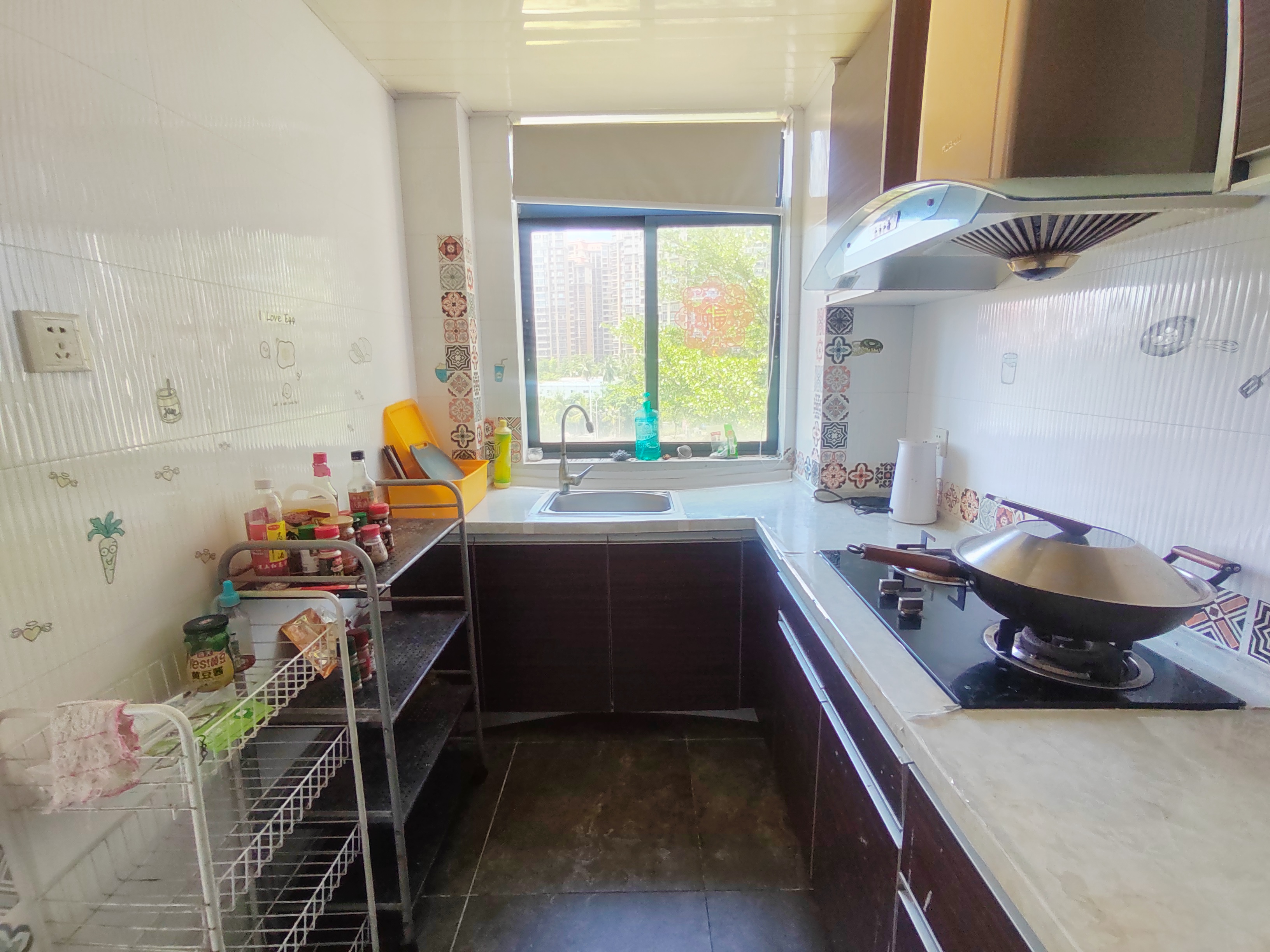 泰达比华利山庄 3室2厅2卫 3800.0元/月 泰达比华利山庄 3室2厅2卫 3800.0元/月室内图