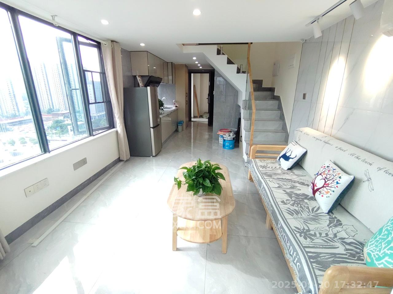 梅溪悦章 2室1厅1卫 2600.0元/月 梅溪悦章 2室1厅1卫 2600.0元/月室内图