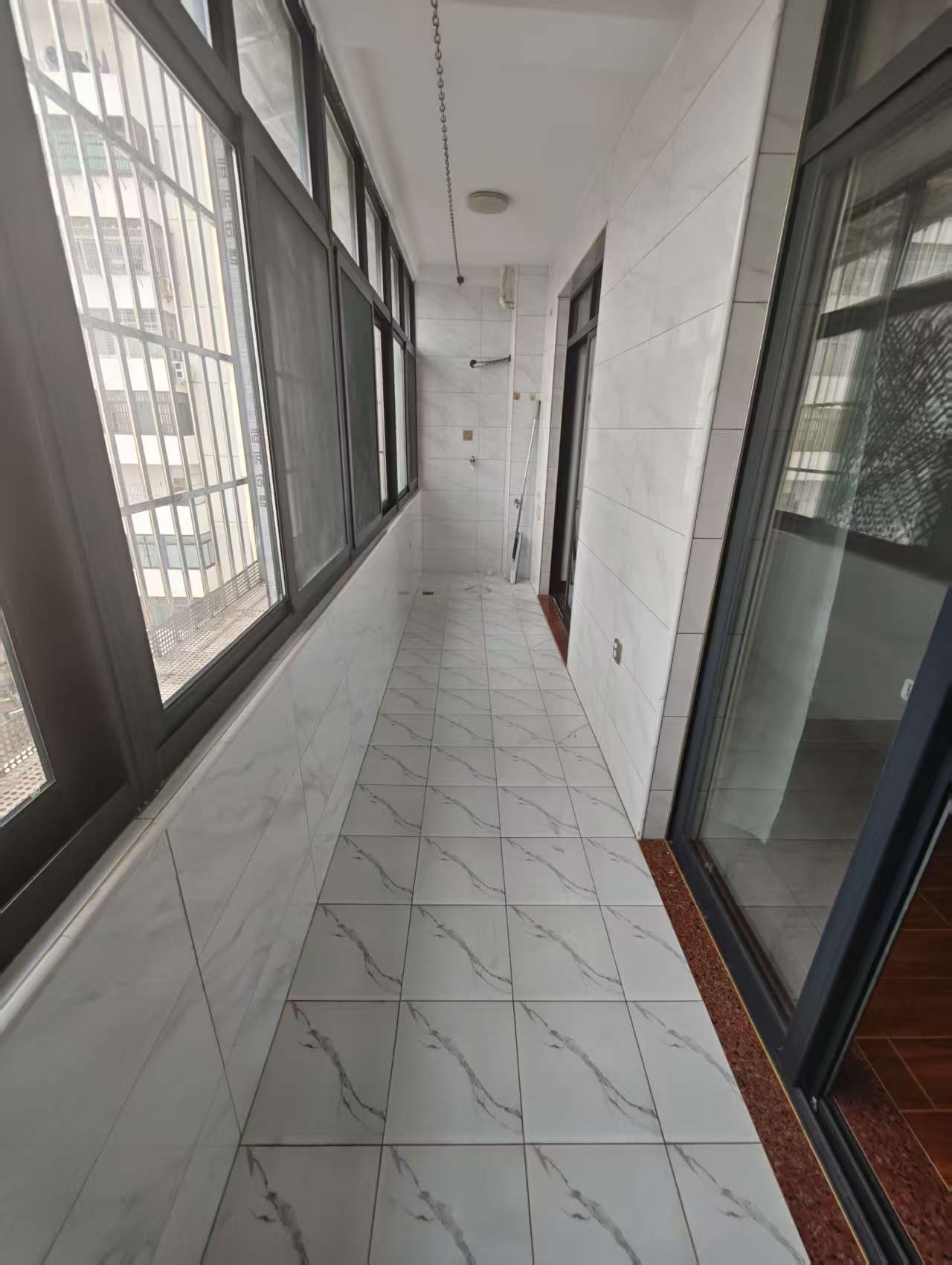 华秀大厦  3室2厅1卫    125.0万室内图