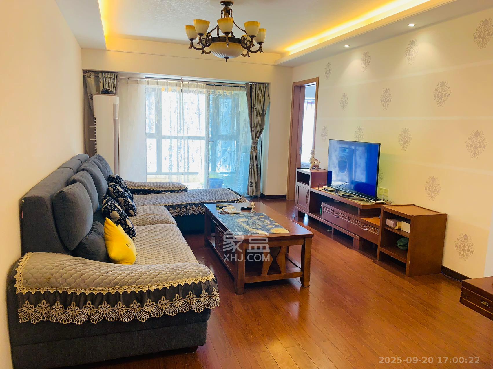 万科魅力之城非凡里 3室2厅2卫 2200.0元/月 万科魅力之城非凡里 3室2厅2卫 2200.0元/月室内图