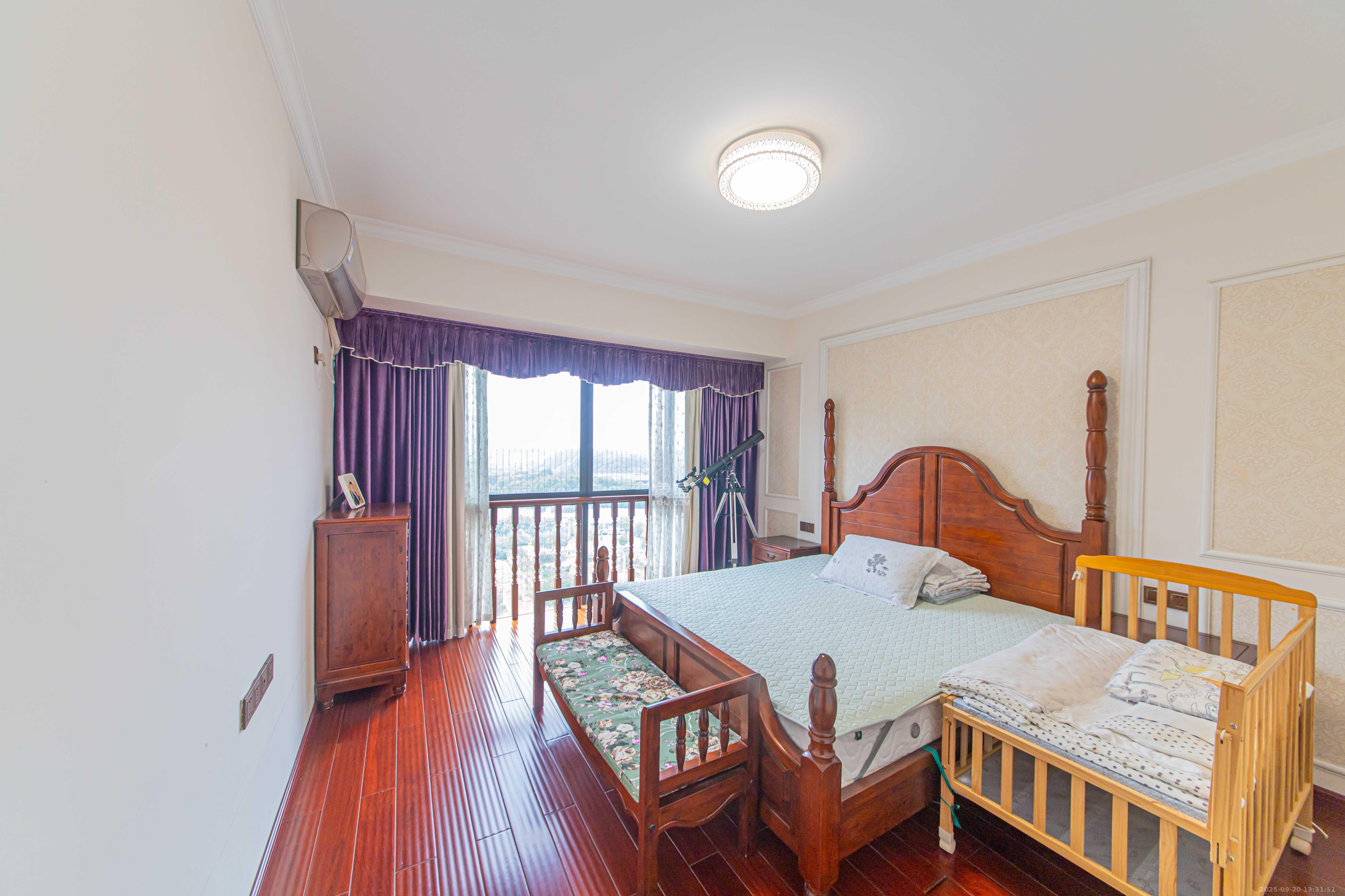 夏威夷碧水春城(碧桂园城市花园) 4室2厅2卫 168.0万 夏威夷碧水春城(碧桂园城市花园) 4室2厅2卫 168.0万卧室