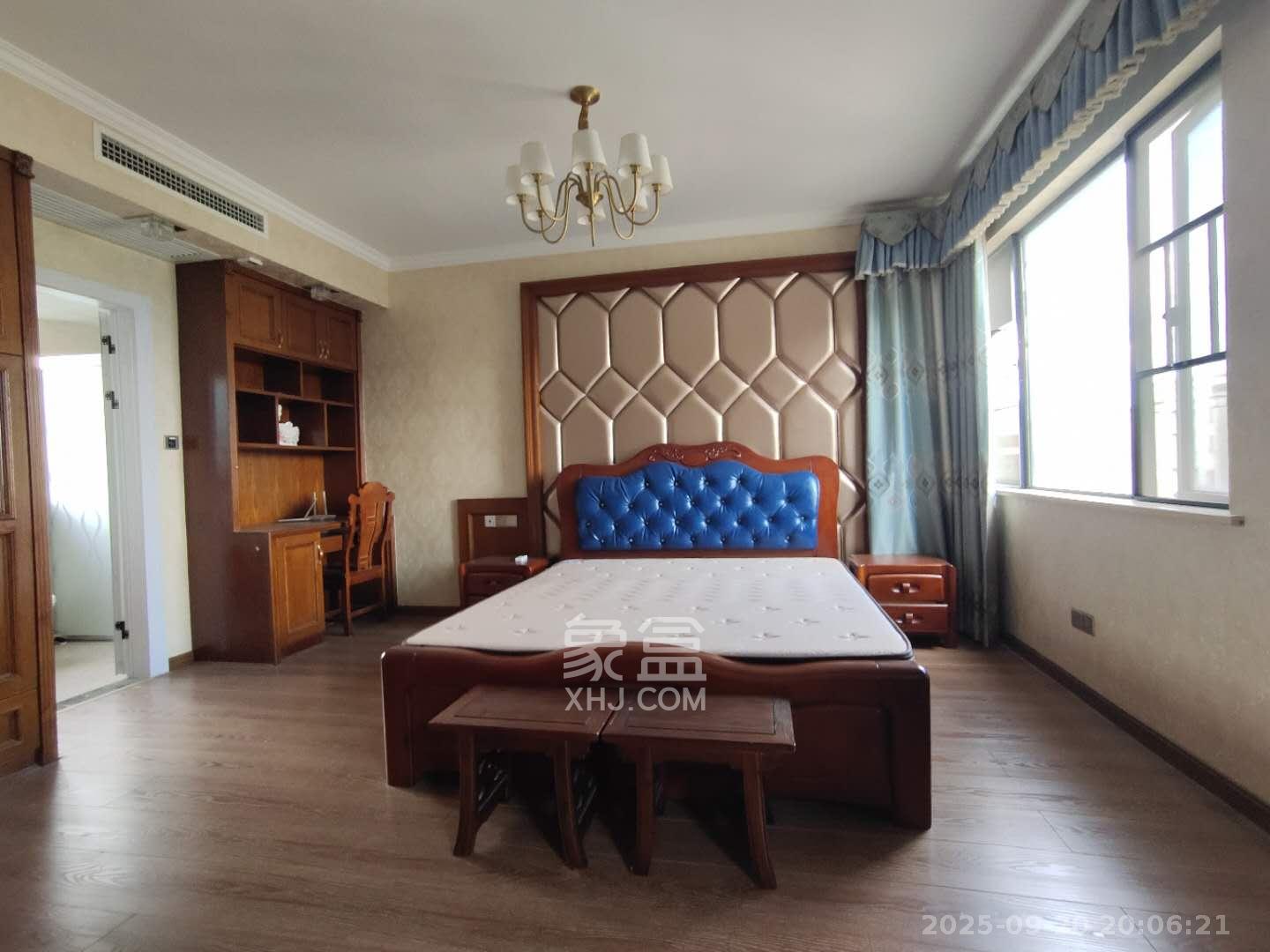 江河东澜湾 4室2厅2卫 3500.0元/月 江河东澜湾 4室2厅2卫 3500.0元/月室内图