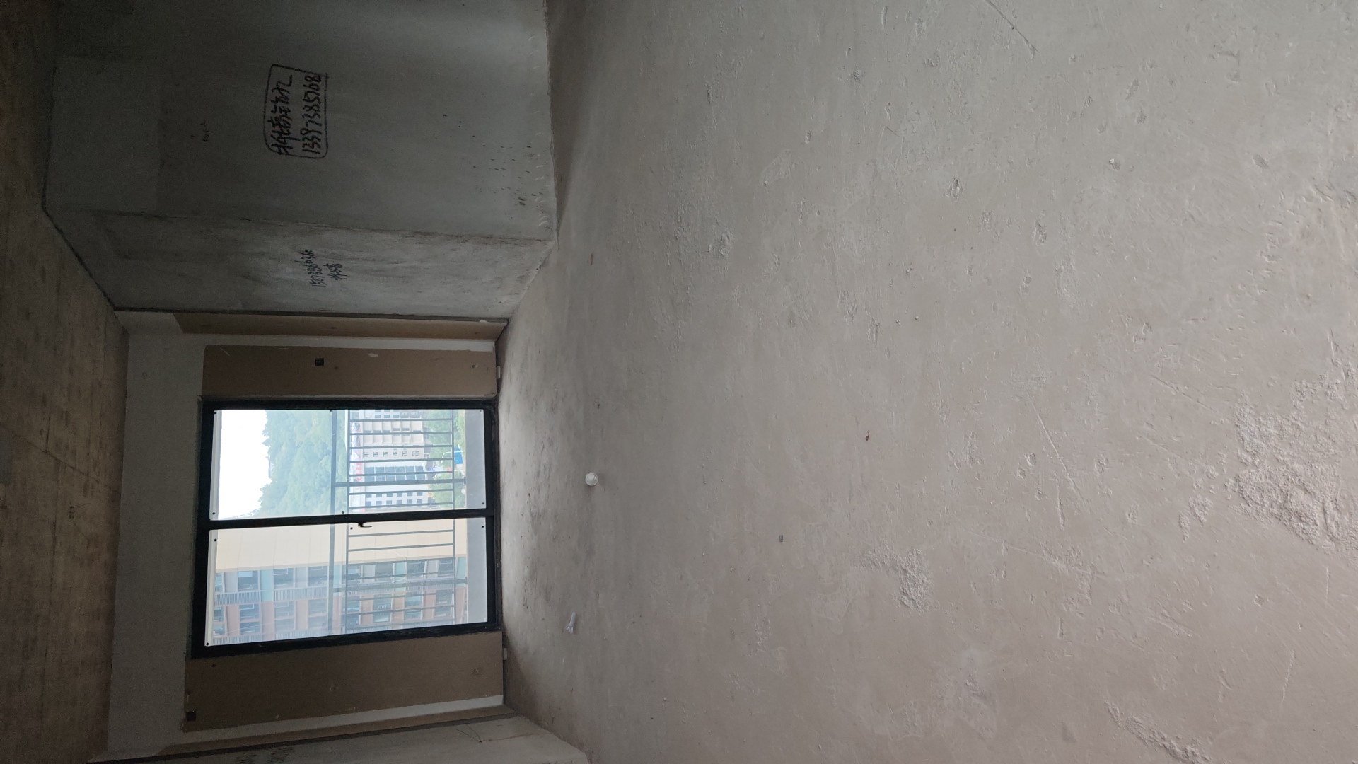 宁邦中心(二期公园里)  4室2厅2卫    85.8万 宁邦中心(二期公园里)  4室2厅2卫    85.8万