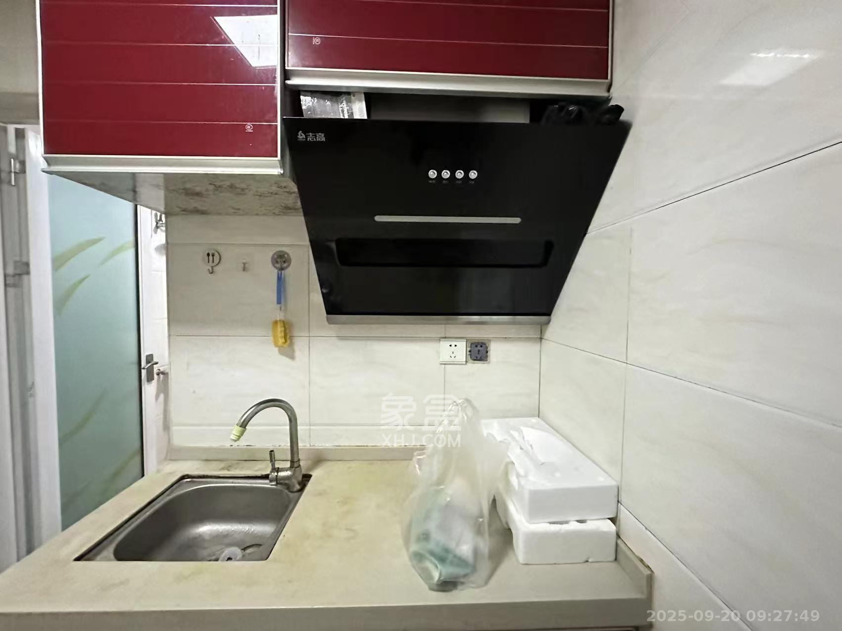 凯通国际城（凯通朝庭）  1室1厅1卫    1700.0元/月室内图