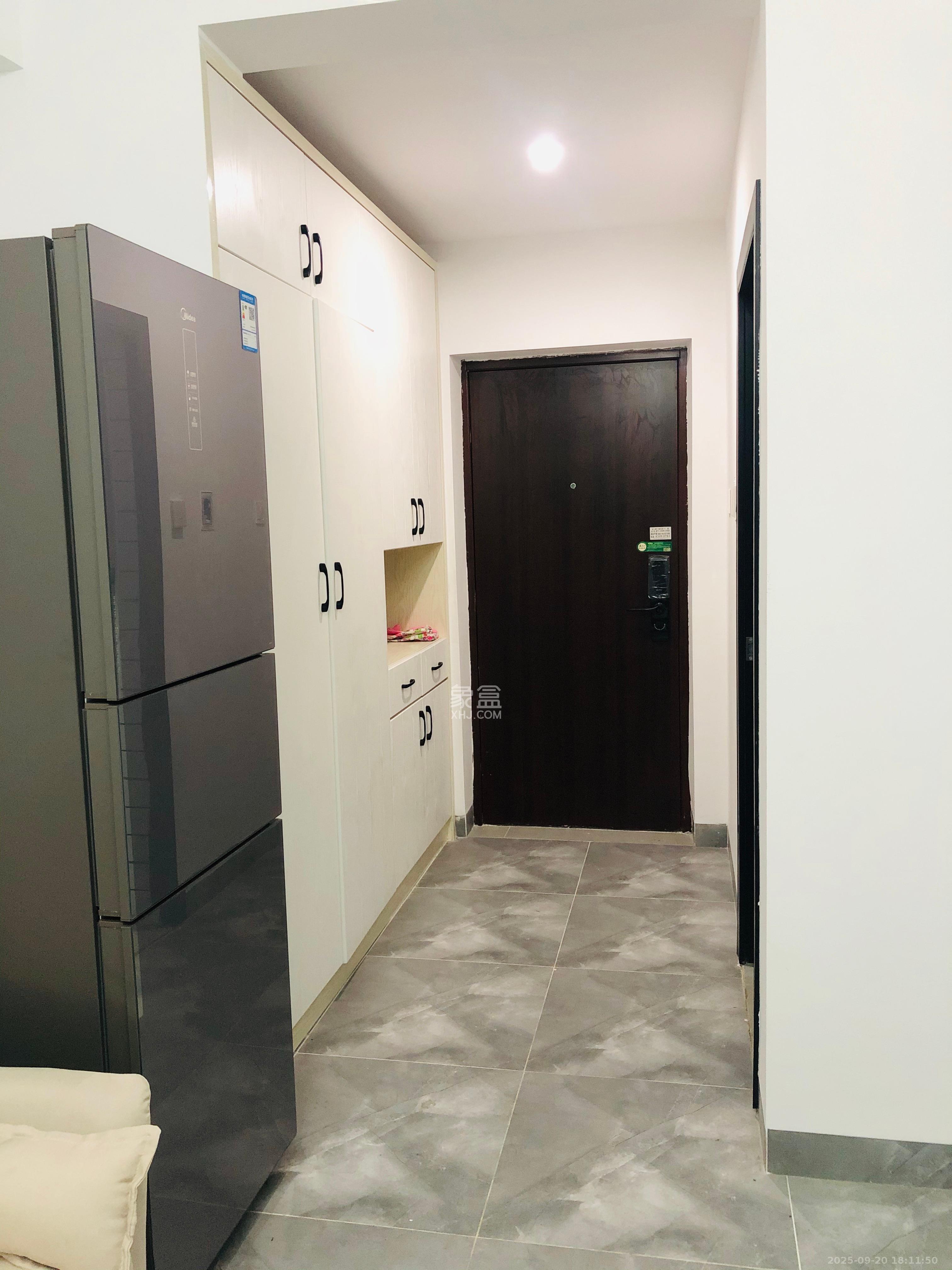 欧亚达国际广场 1室1厅1卫 1750.0元/月 欧亚达国际广场 1室1厅1卫 1750.0元/月室内图