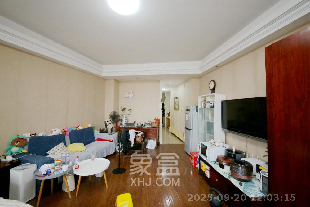 铂宫 1室1厅1卫 2000.0元/月 铂宫 1室1厅1卫 2000.0元/月室内图