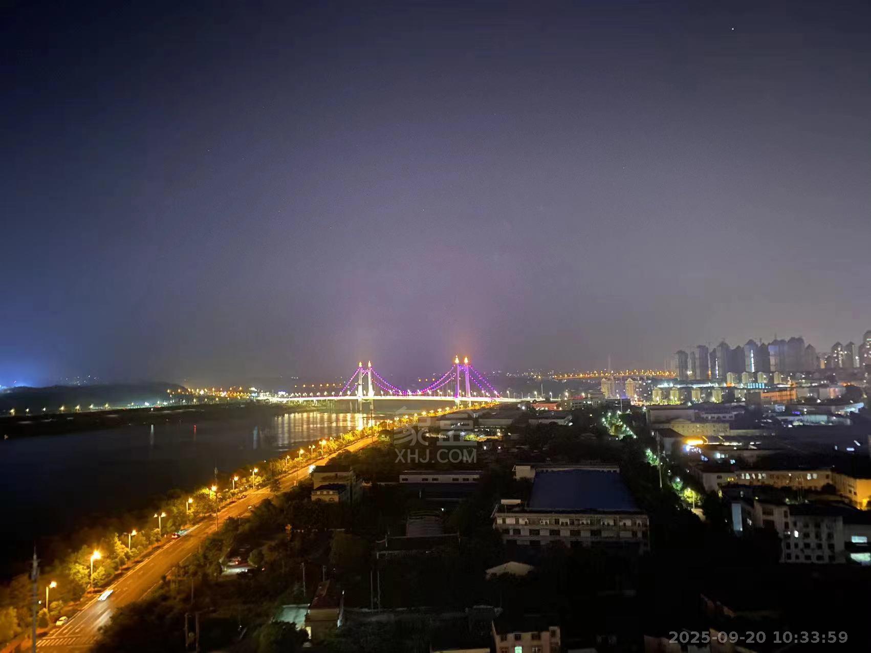 中泰财富湘江  1室1厅1卫    1600.0元/月室内图