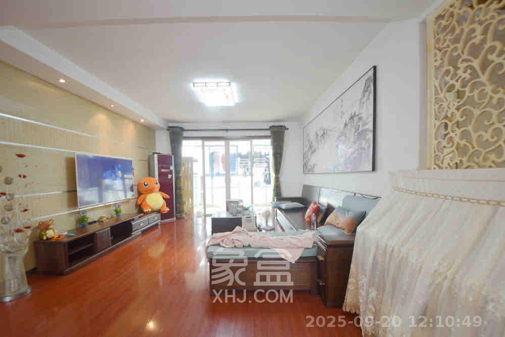 建鸿达华都(华都小户型及大华写字楼) 3室2厅2卫 4500.0元/月 建鸿达华都(华都小户型及大华写字楼) 3室2厅2卫 4500.0元/月室内图