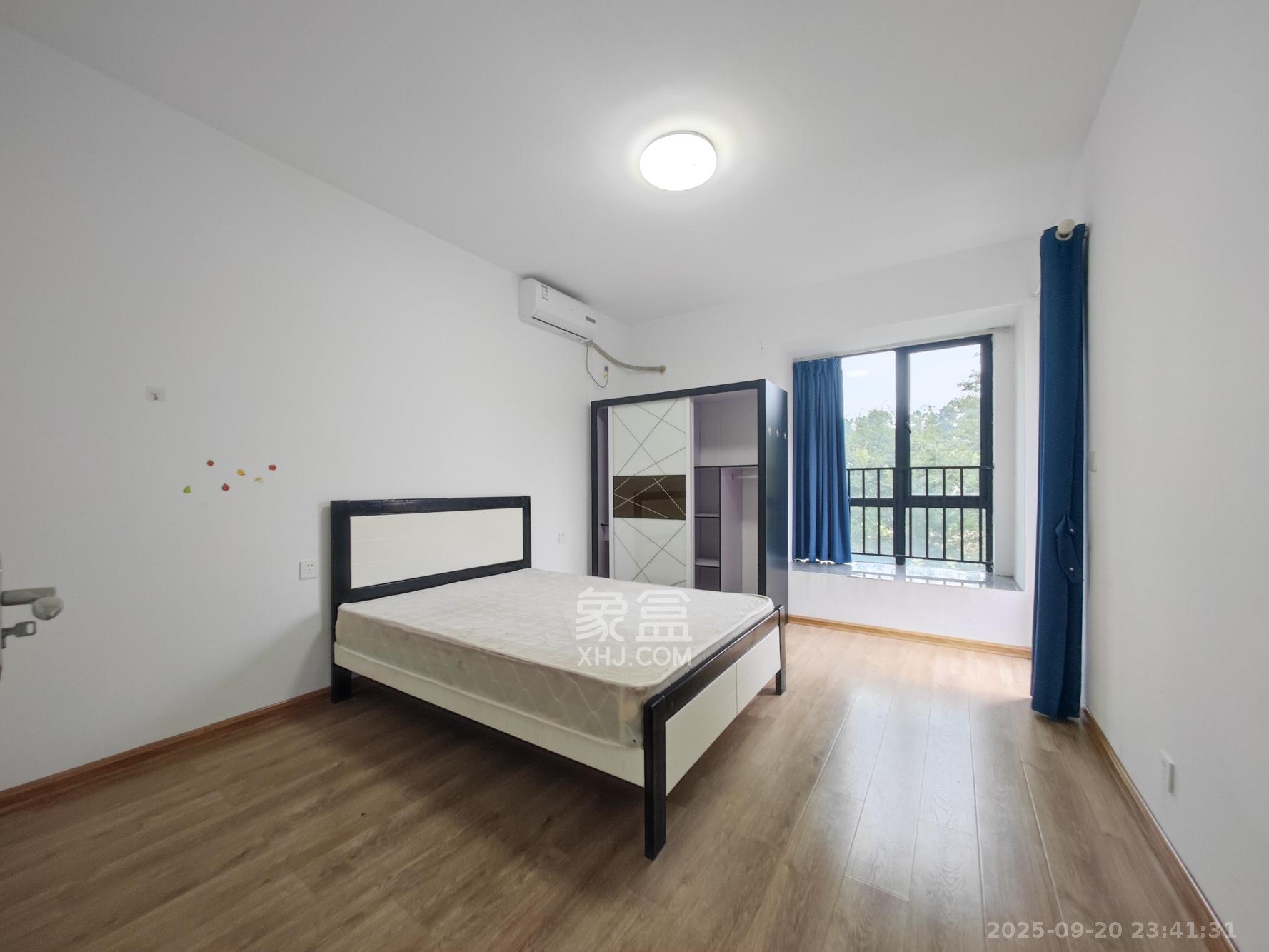 五矿万境园 4室2厅1卫 160.0万 五矿万境园 4室2厅1卫 160.0万卧室