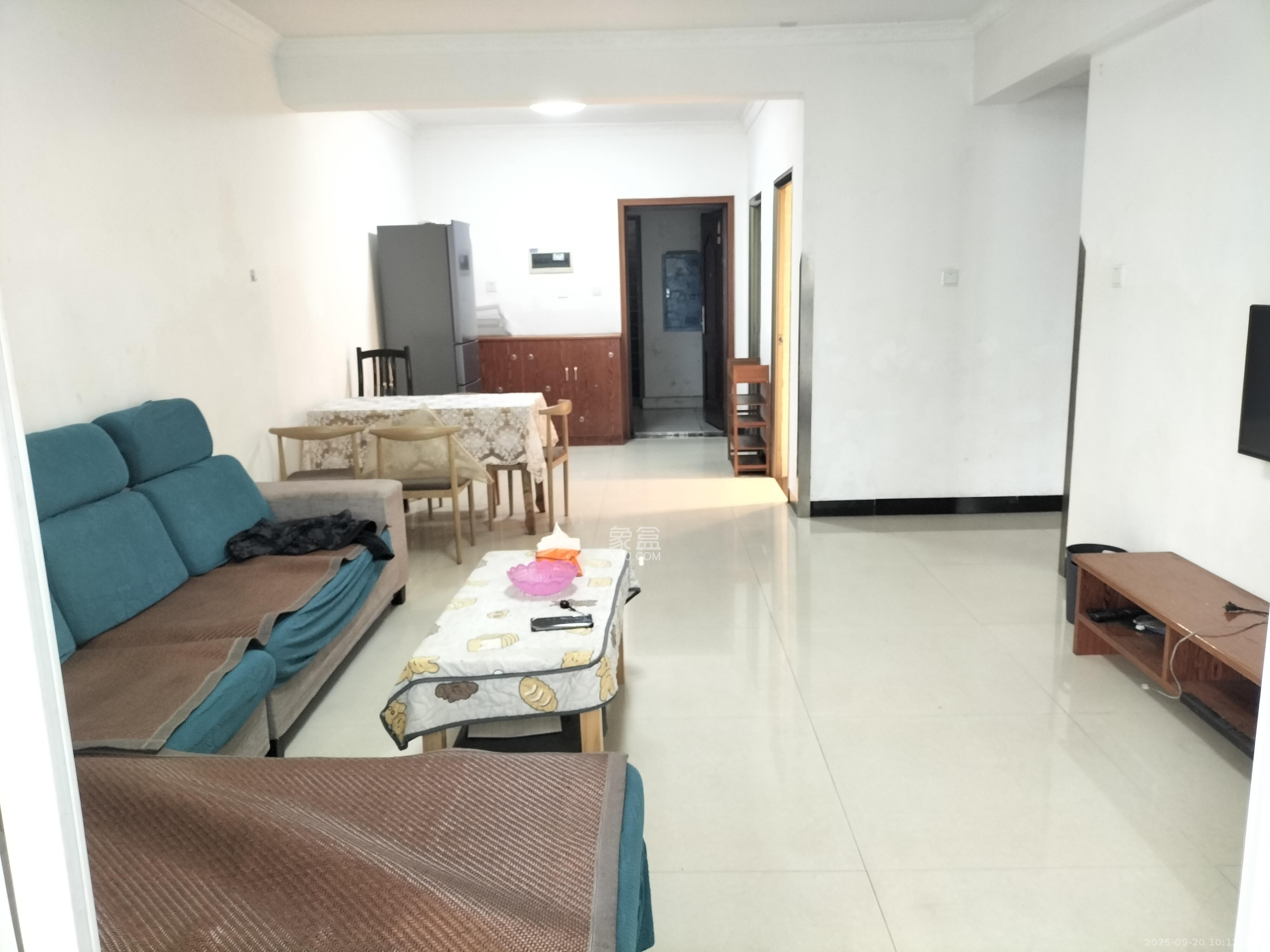 骑龙安置小区 2室2厅1卫 1800.0元/月 骑龙安置小区 2室2厅1卫 1800.0元/月室内图