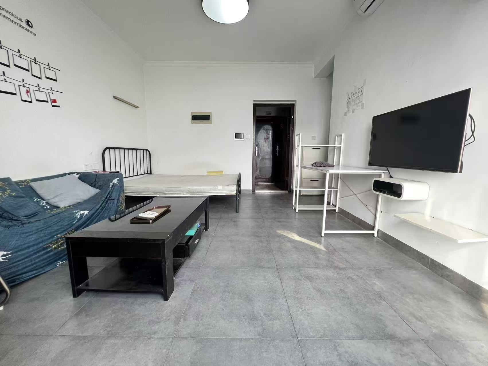 领御一方中心 1室1厅1卫 800.0元/月 领御一方中心 1室1厅1卫 800.0元/月室内图