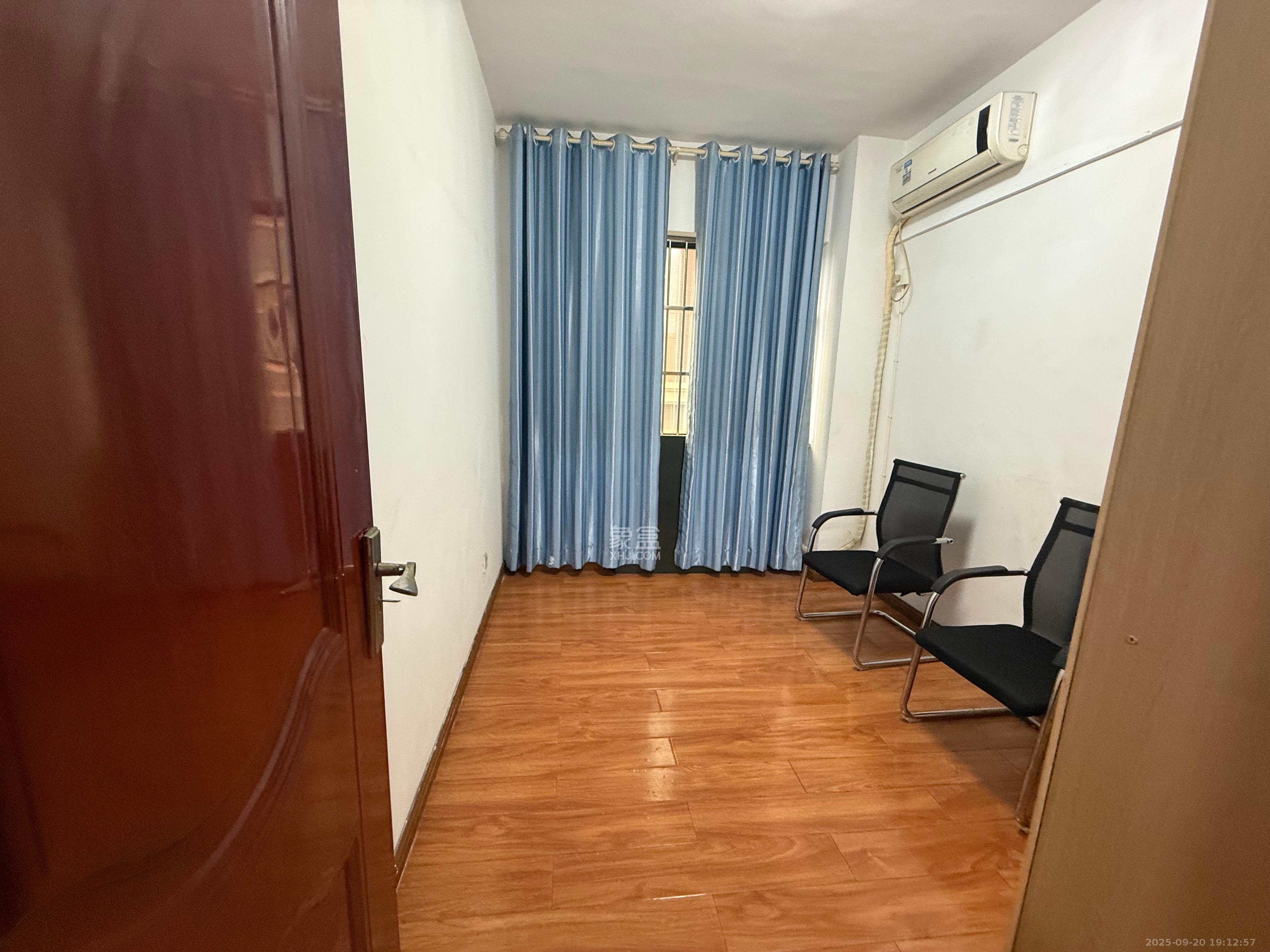 爱都（IDO）  2室2厅1卫    1800.0元/月室内图