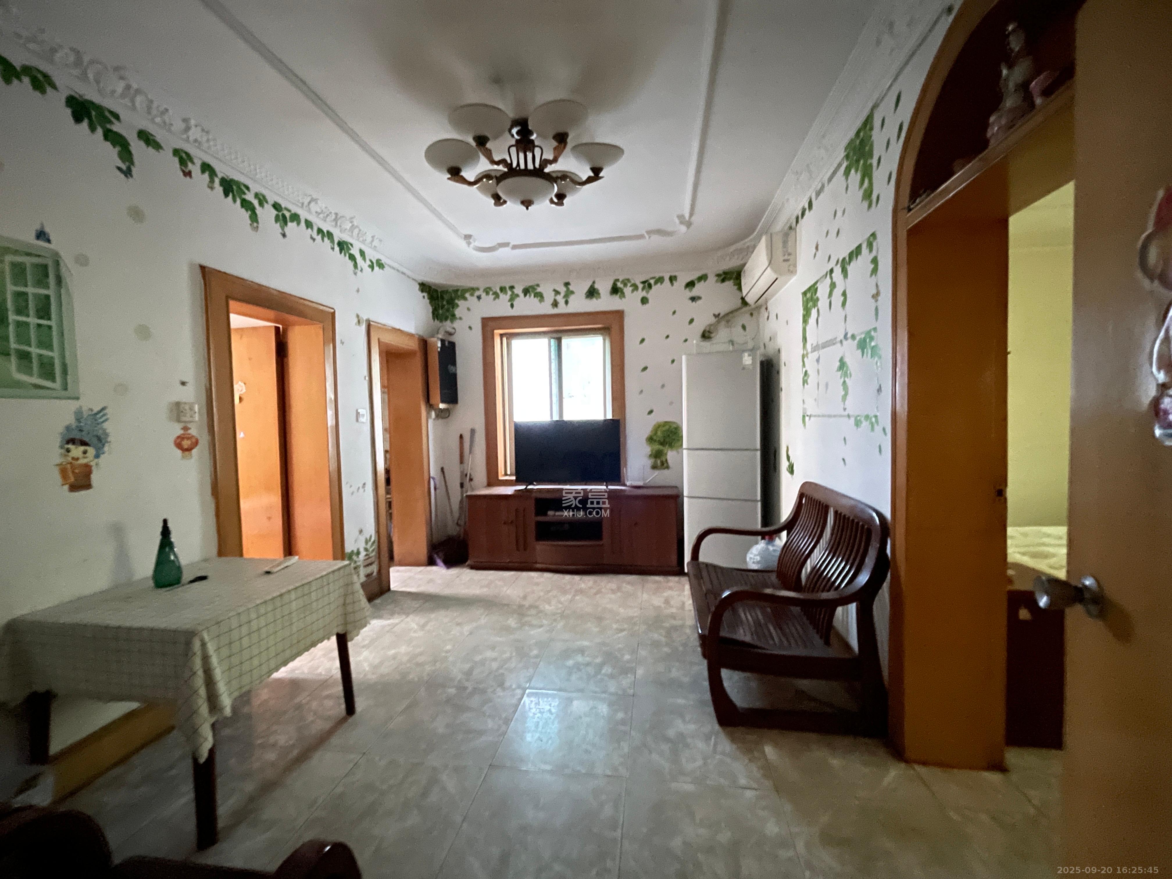 印染厂宿舍  2室1厅1卫    1400.0元/月 印染厂宿舍  2室1厅1卫    1400.0元/月