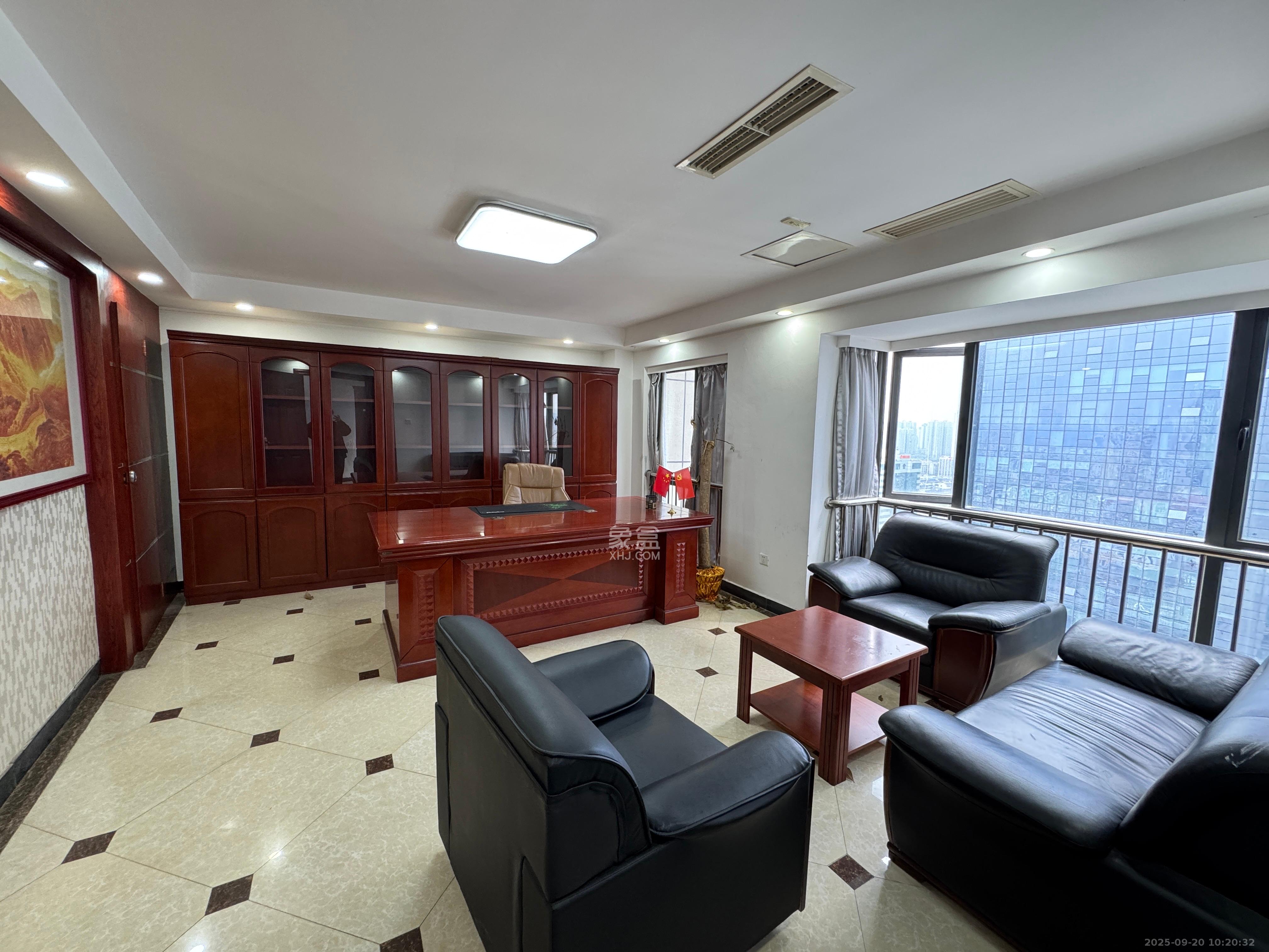 建安新商汇  1室1厅1卫    10000.0元/月室内图