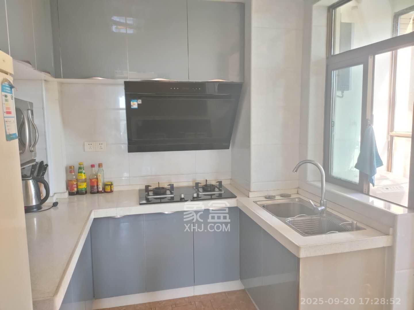 江山帝景哈佛  3室2厅1卫    1900.0元/月 江山帝景哈佛  3室2厅1卫    1900.0元/月