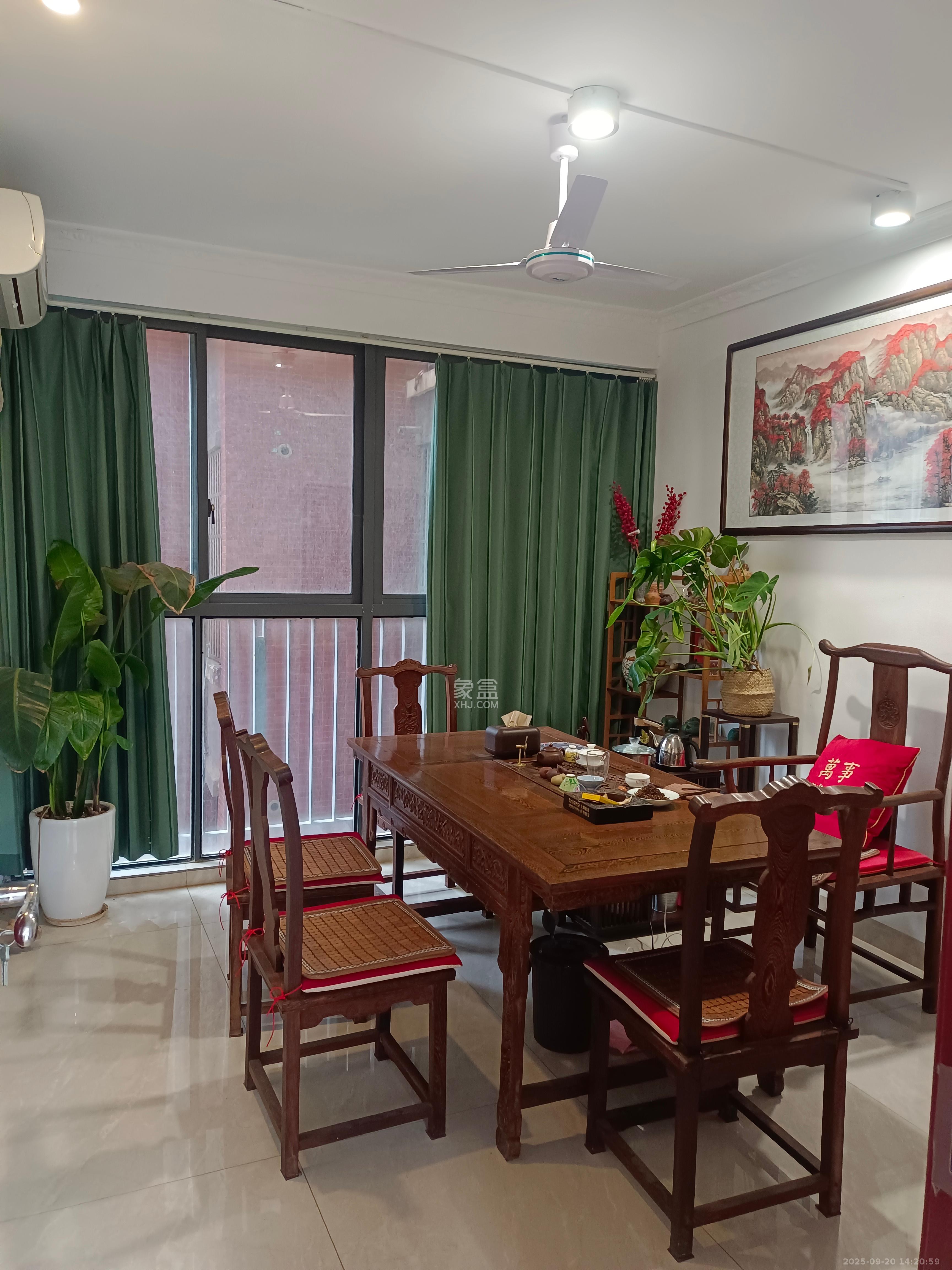 华润凤凰城二期 1室2厅1卫 2500.0元/月 华润凤凰城二期 1室2厅1卫 2500.0元/月室内图