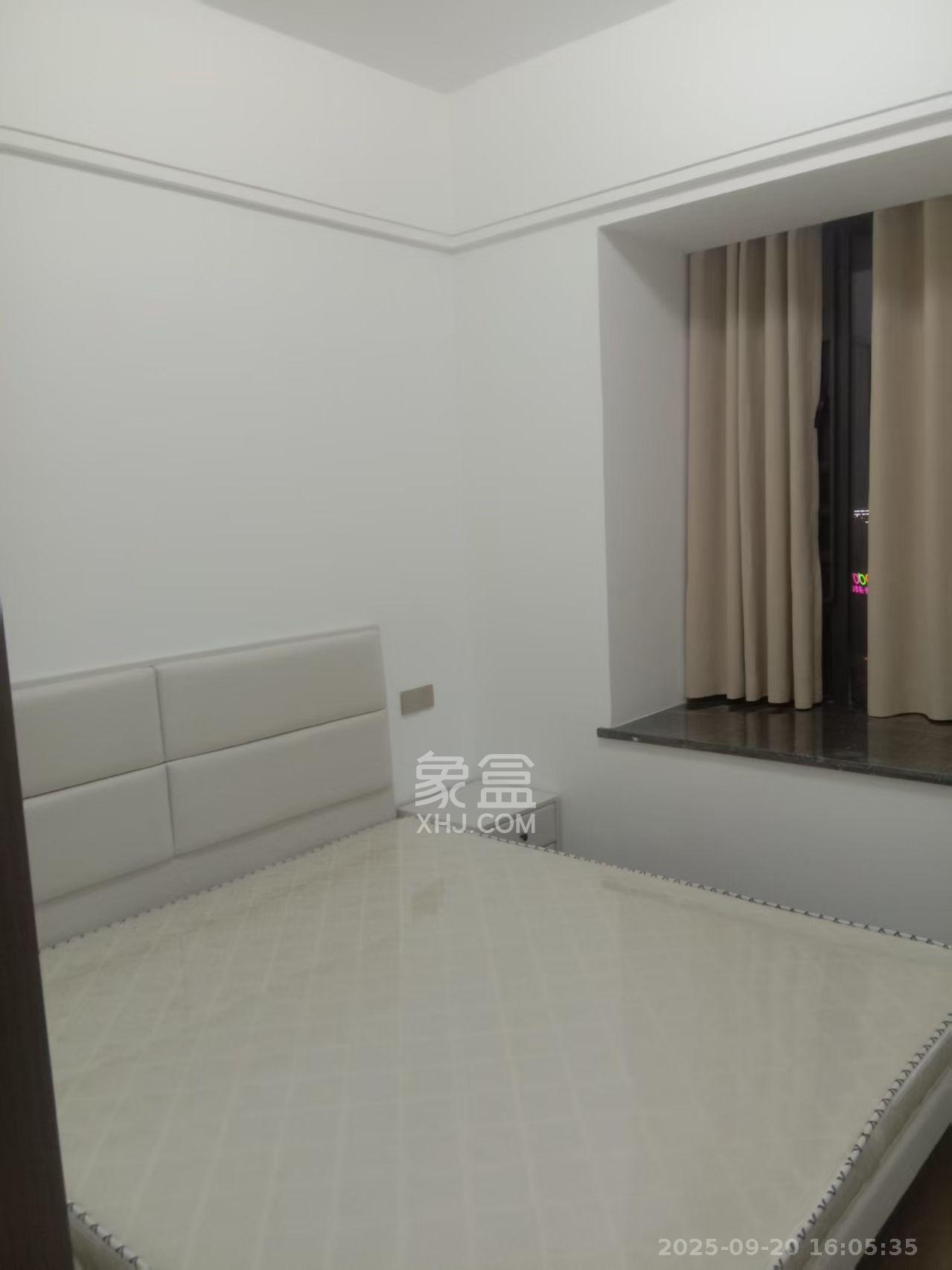 梅溪枫林  4室2厅2卫    3200.0元/月室内图