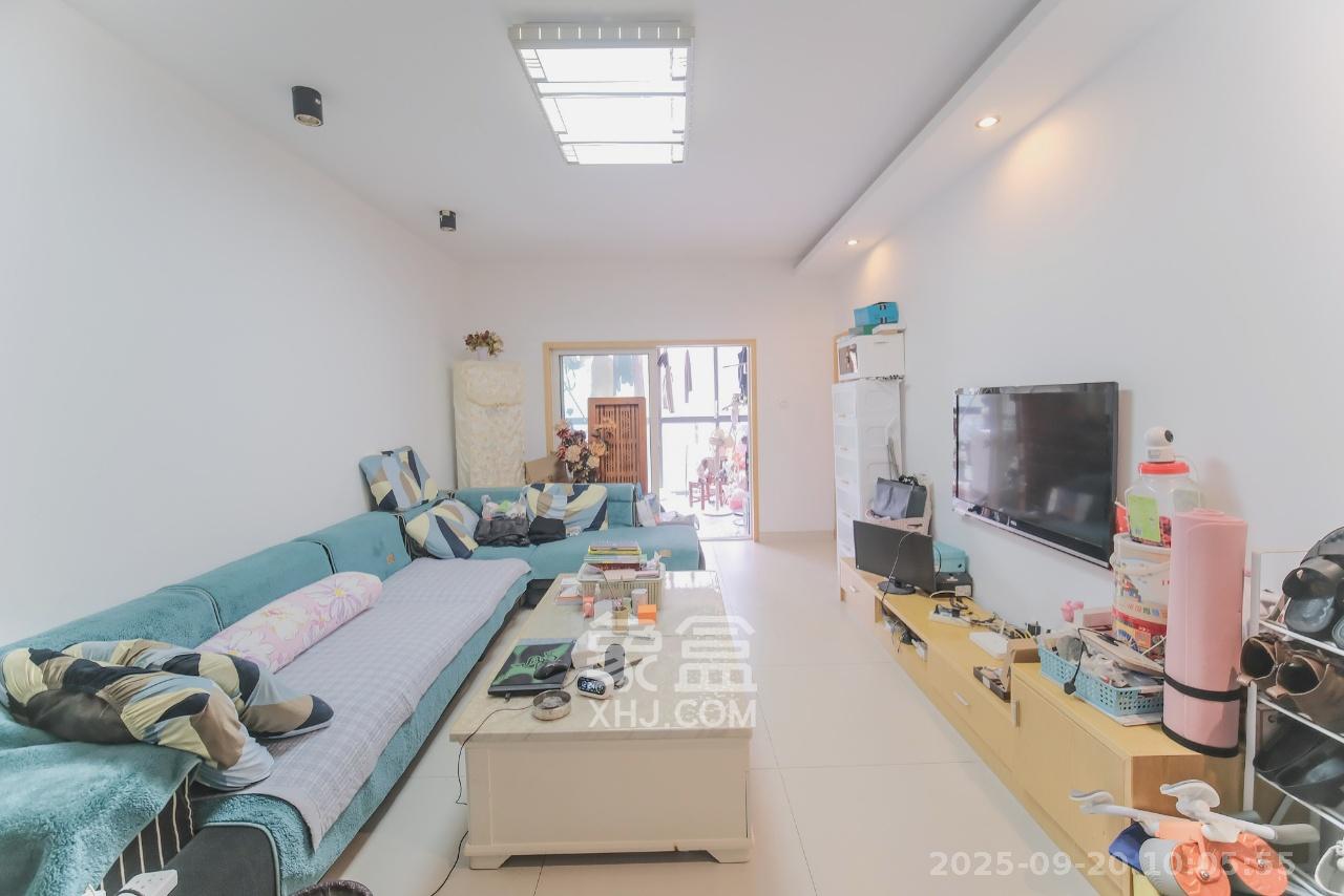 山水湾 2室2厅1卫 1900.0元/月 山水湾 2室2厅1卫 1900.0元/月室内图